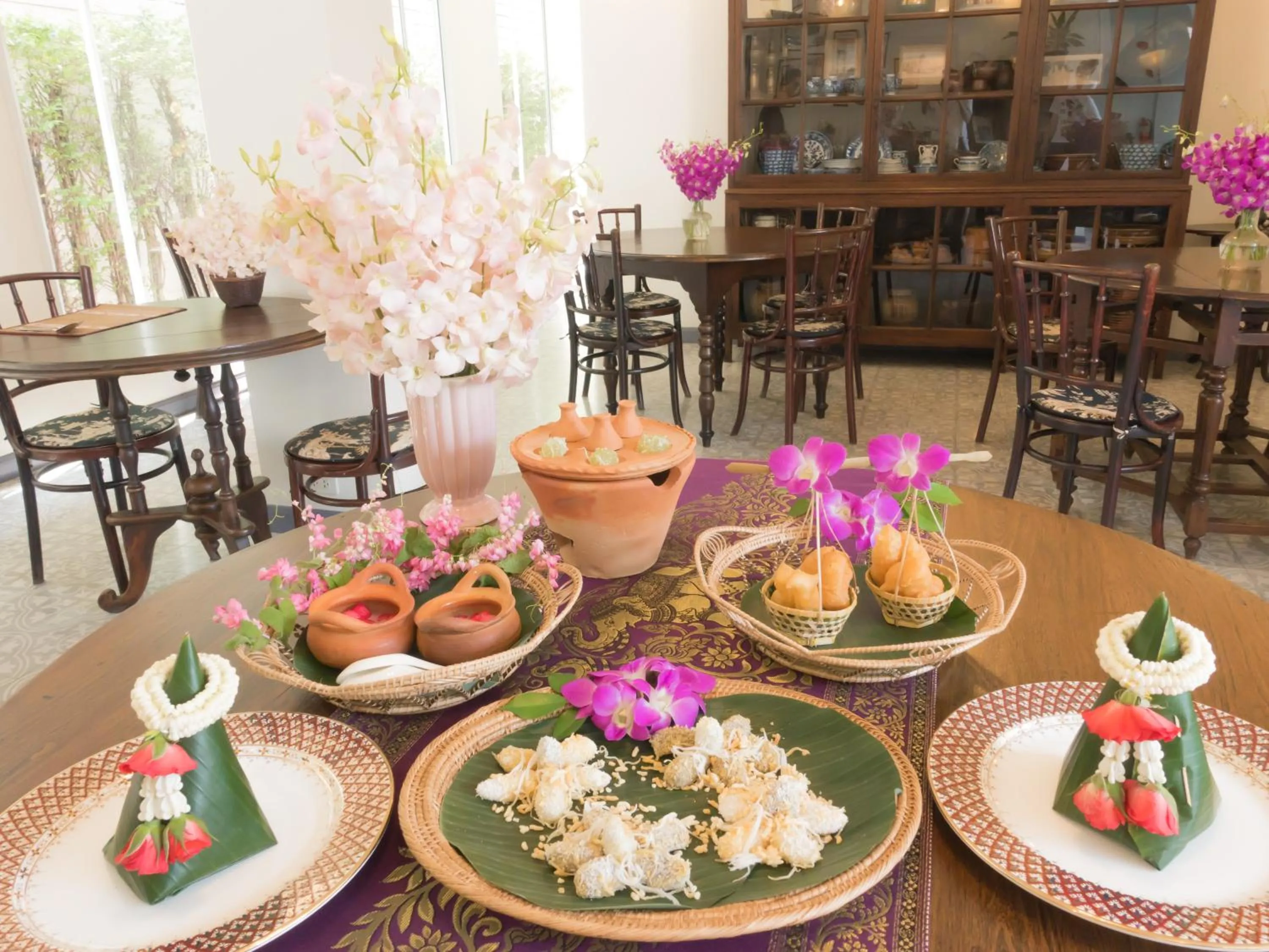 Asian breakfast in SSIP Boutique Dhevej Bangkok