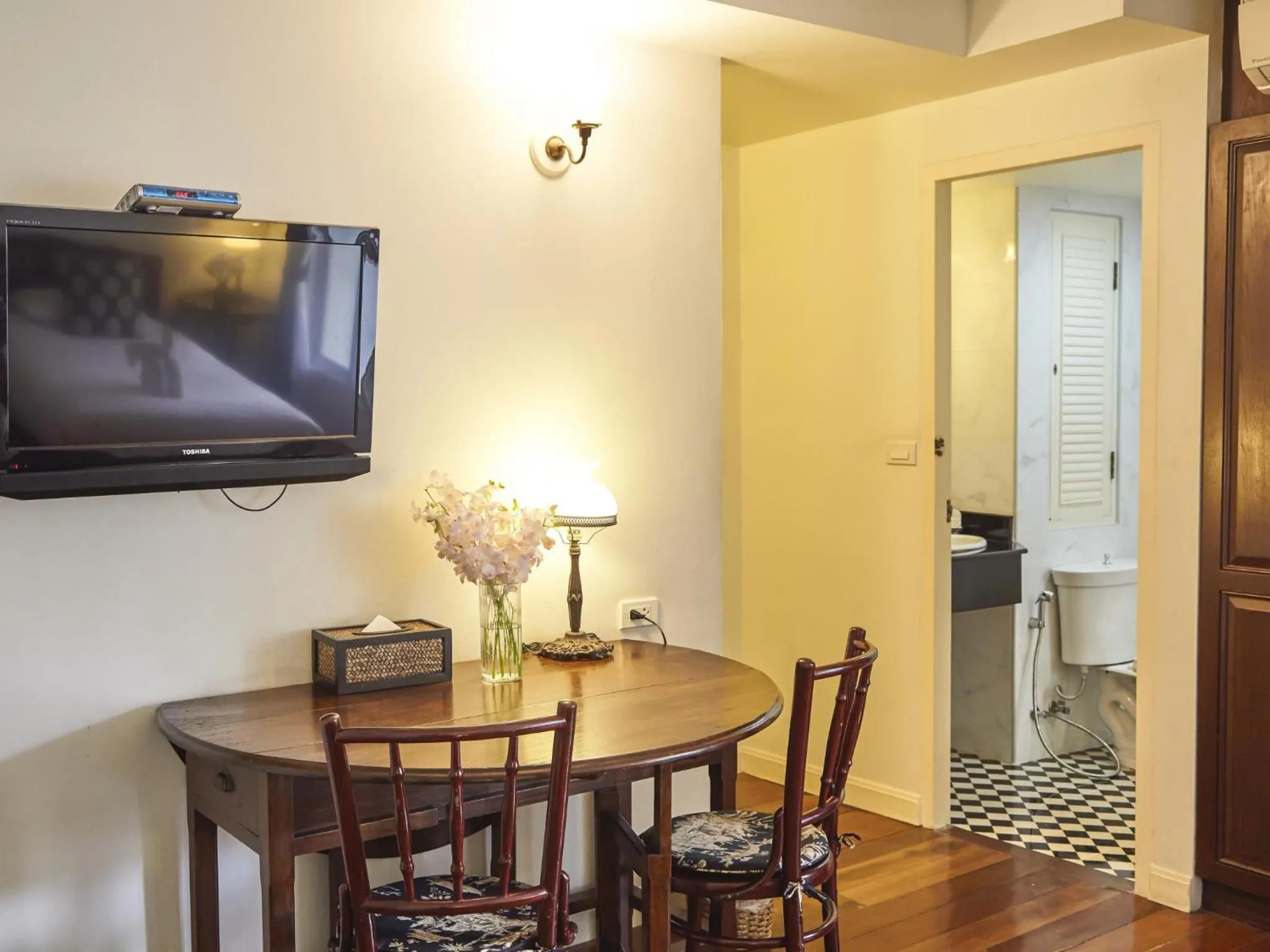 Photo of the whole room in SSIP Boutique Dhevej Bangkok