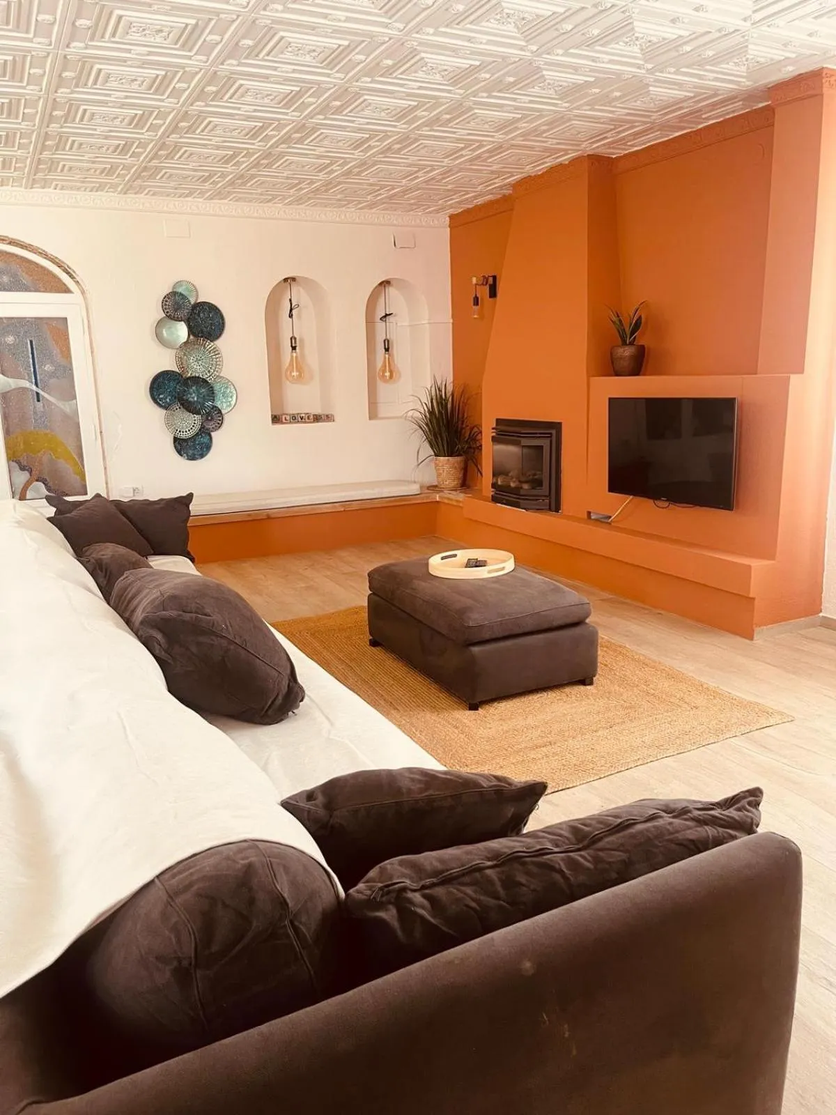 Communal lounge/ TV room in Casa Pedramala