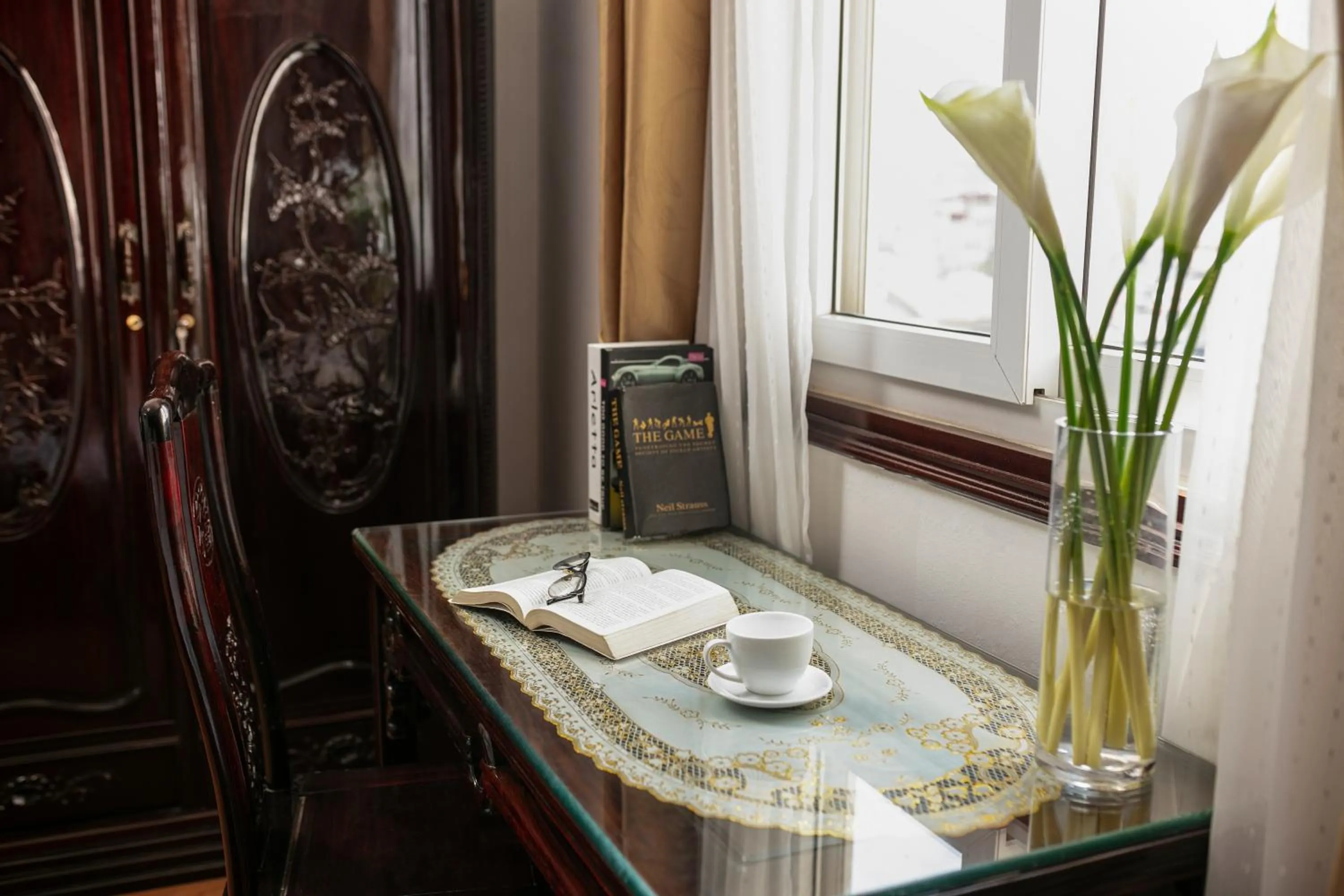 Decorative detail in Little Diamond Hotel