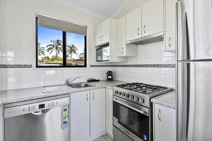 Kitchen or kitchenette in Ingenia Holidays Hervey Bay