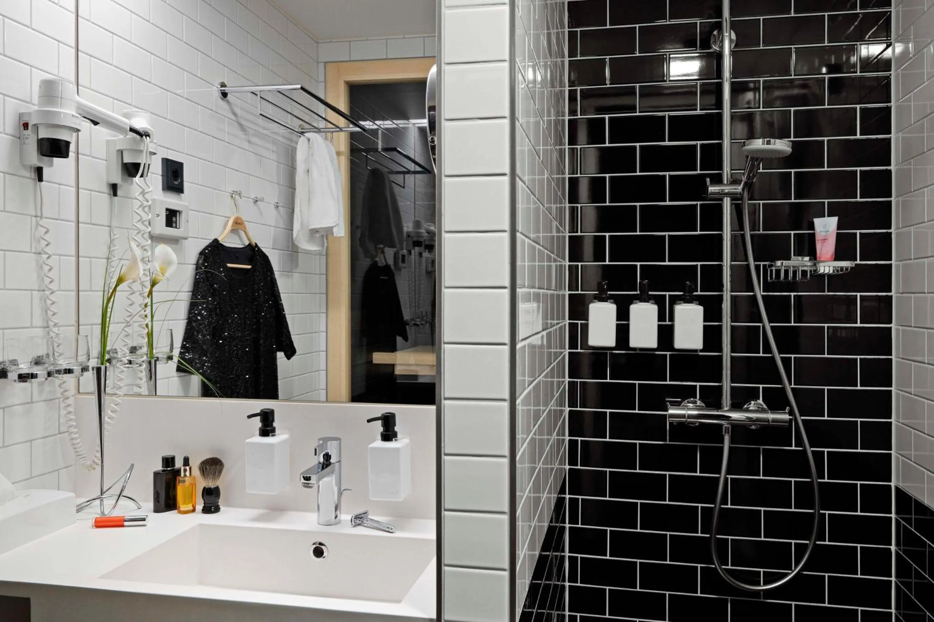 Bedroom in Scandic Paasi