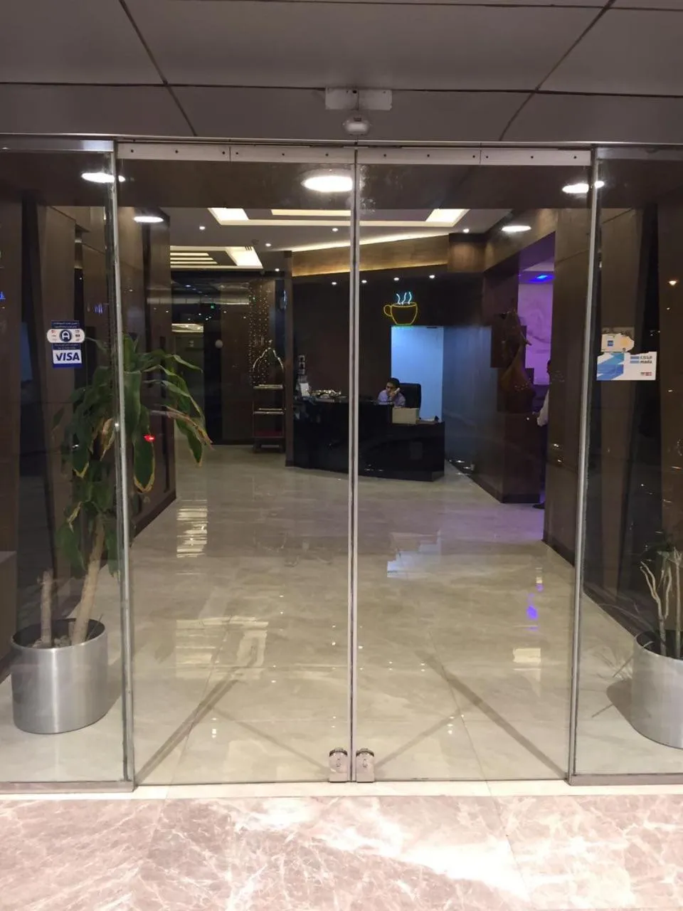 Coffee/tea facilities in Rukon Buotat 15