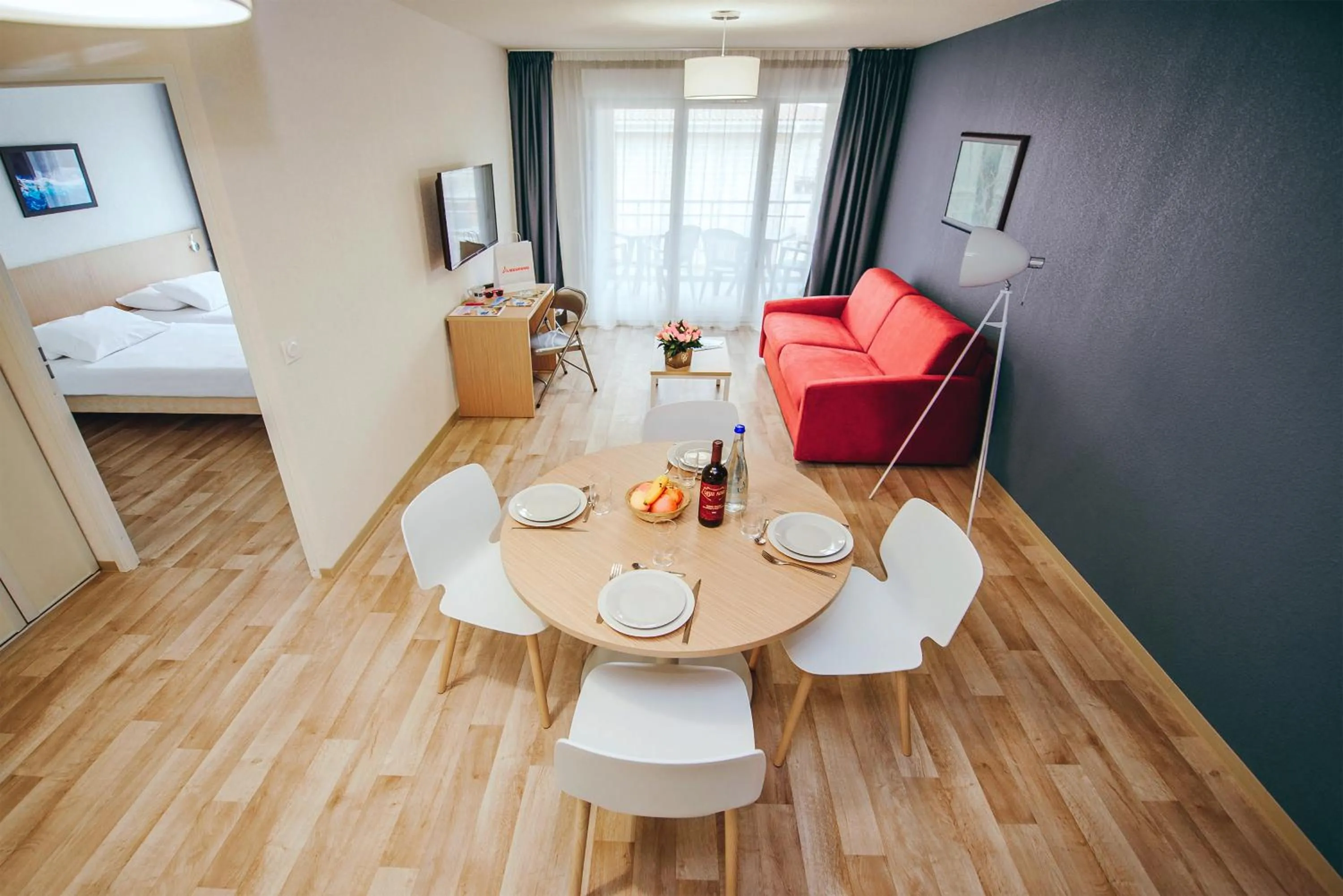 TV and multimedia, Bed in Résidence Vacances - Azureva Roquebrune-Cap-Martin