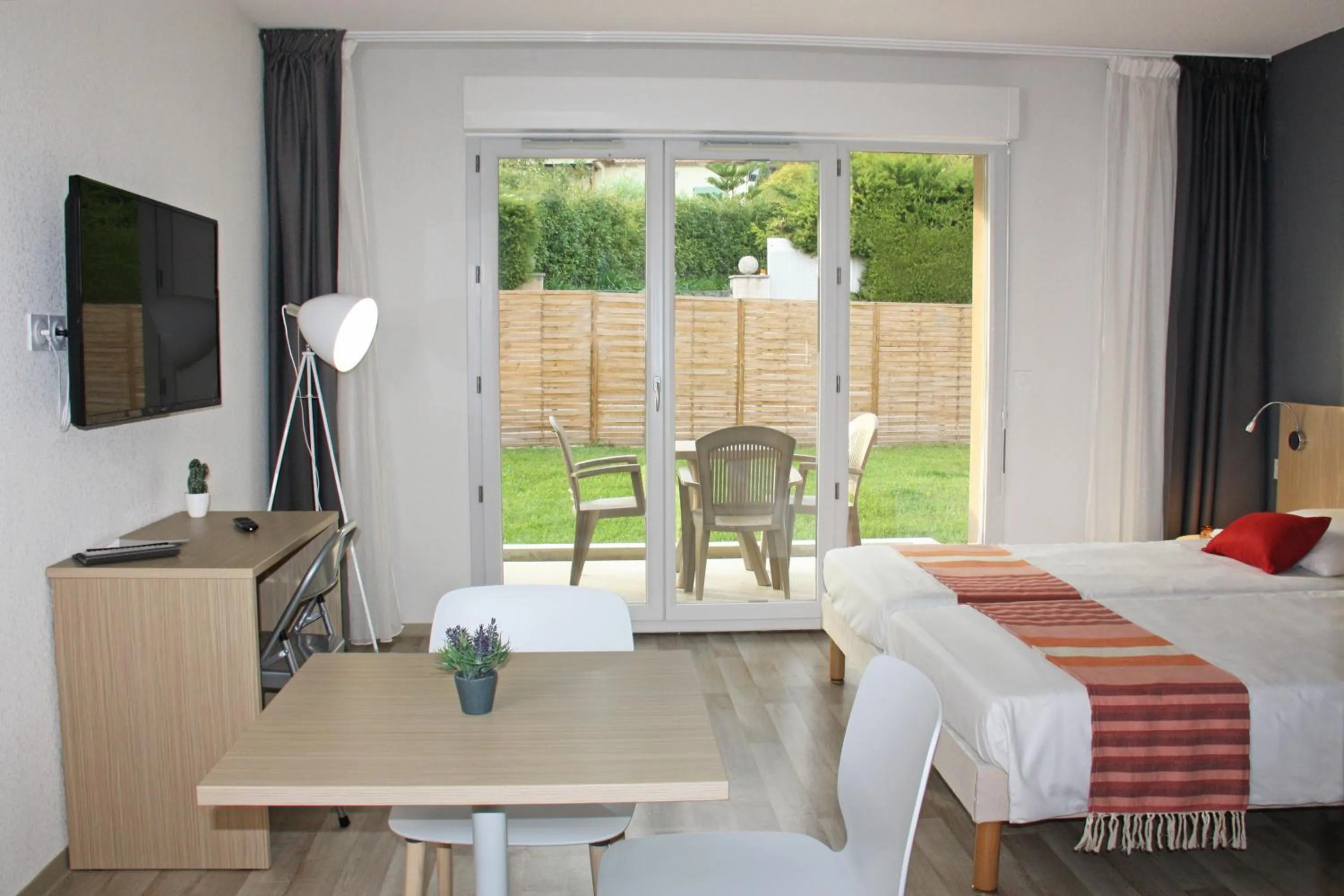 Bed in Résidence Vacances - Azureva Roquebrune-Cap-Martin