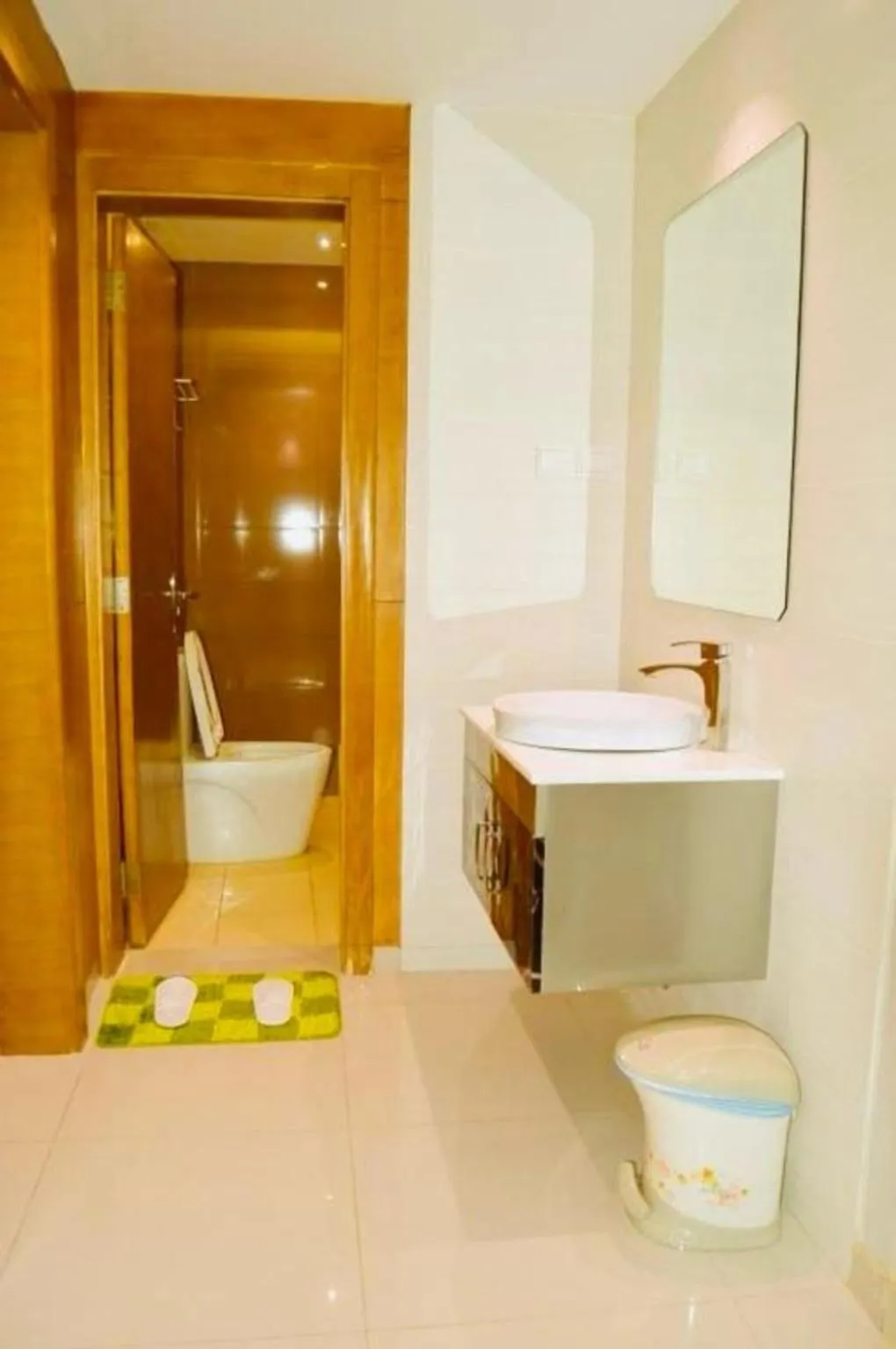 Toilet in Yara Suites