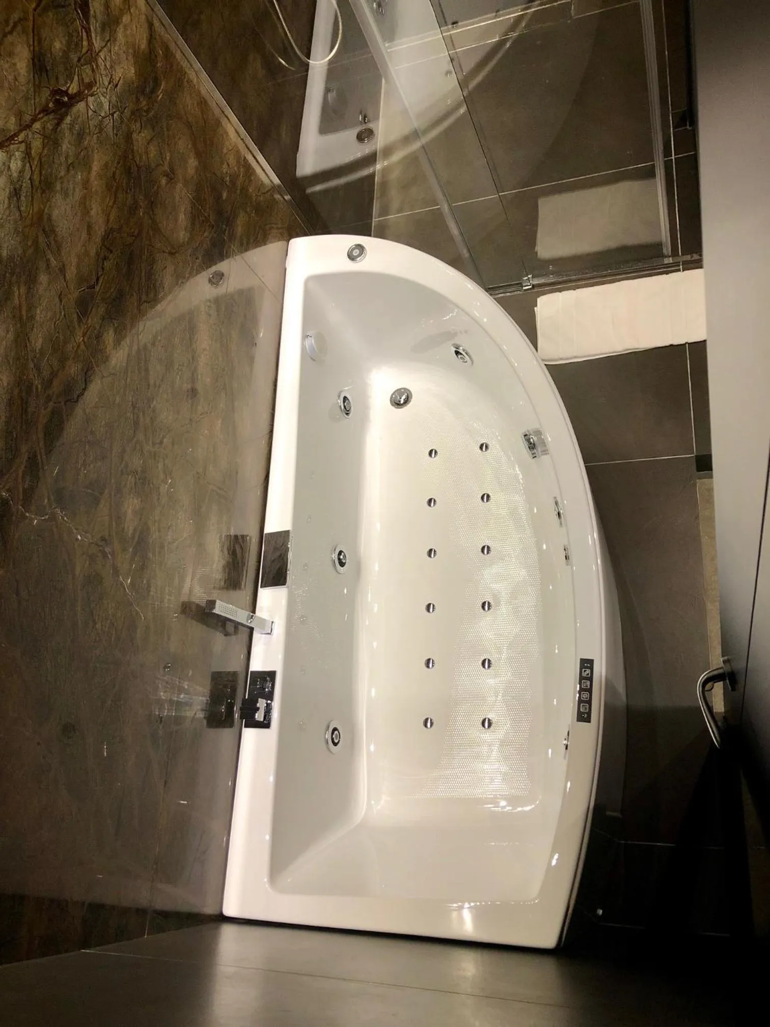 Shower in Dimora Augusteo