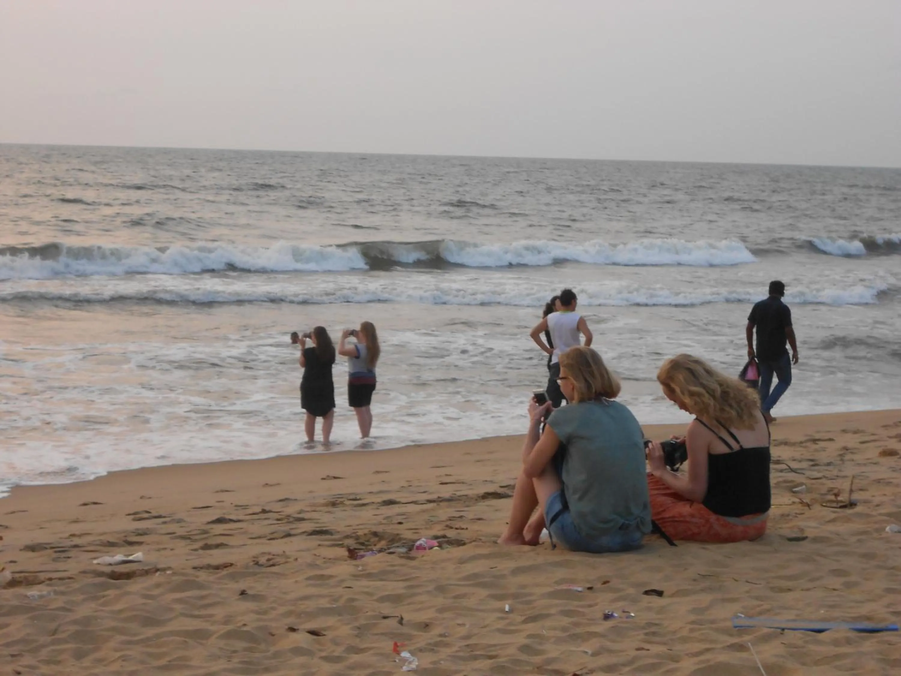 Beach in Shanith Guesthouse Negombo , beach road