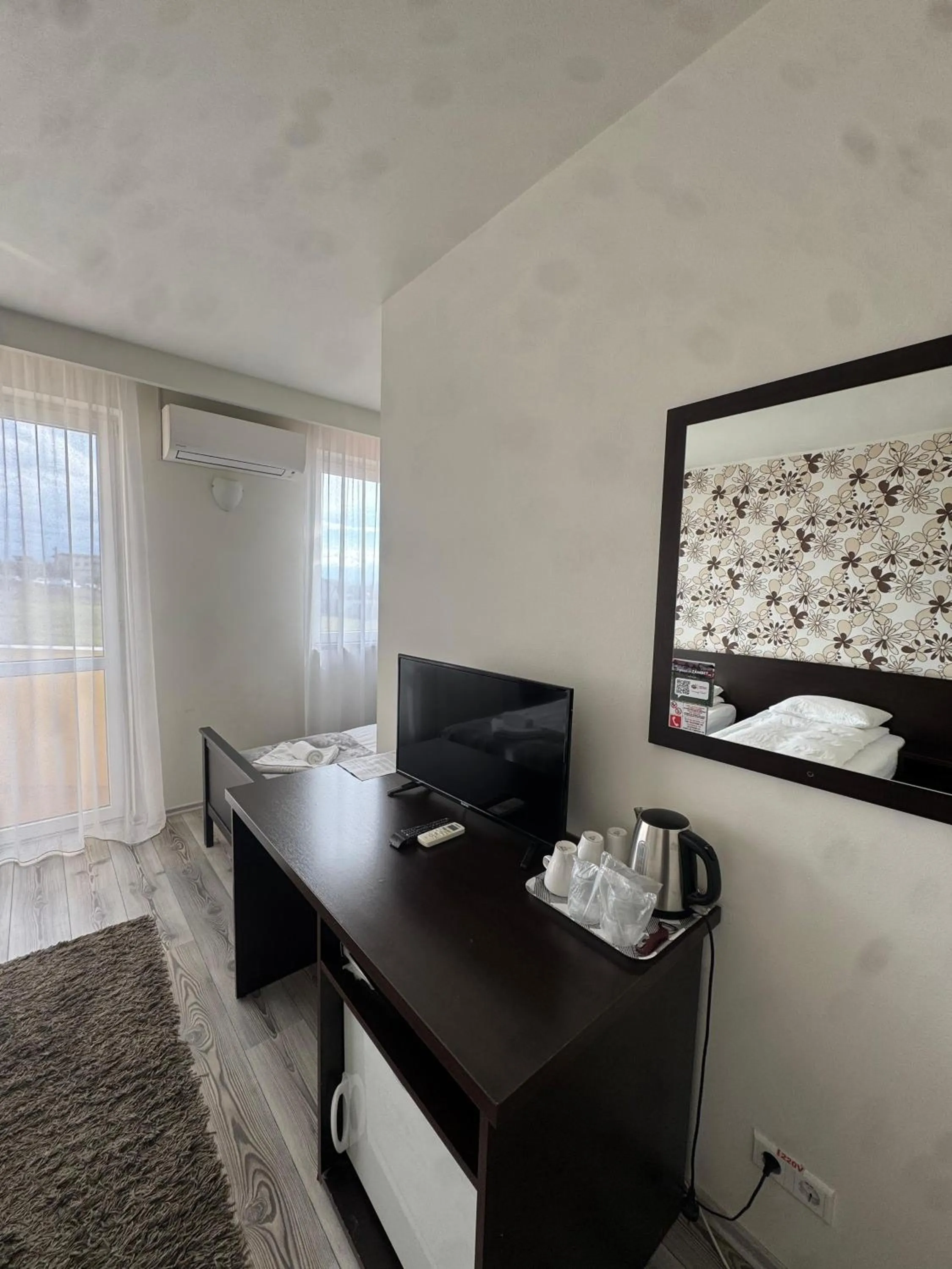 Photo of the whole room in Pensiunea Carmen - Bikers Friendly Nest