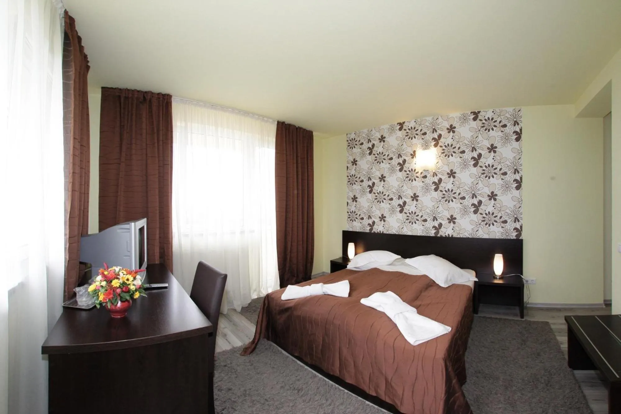 Photo of the whole room in Pensiunea Carmen - Bikers Friendly Nest