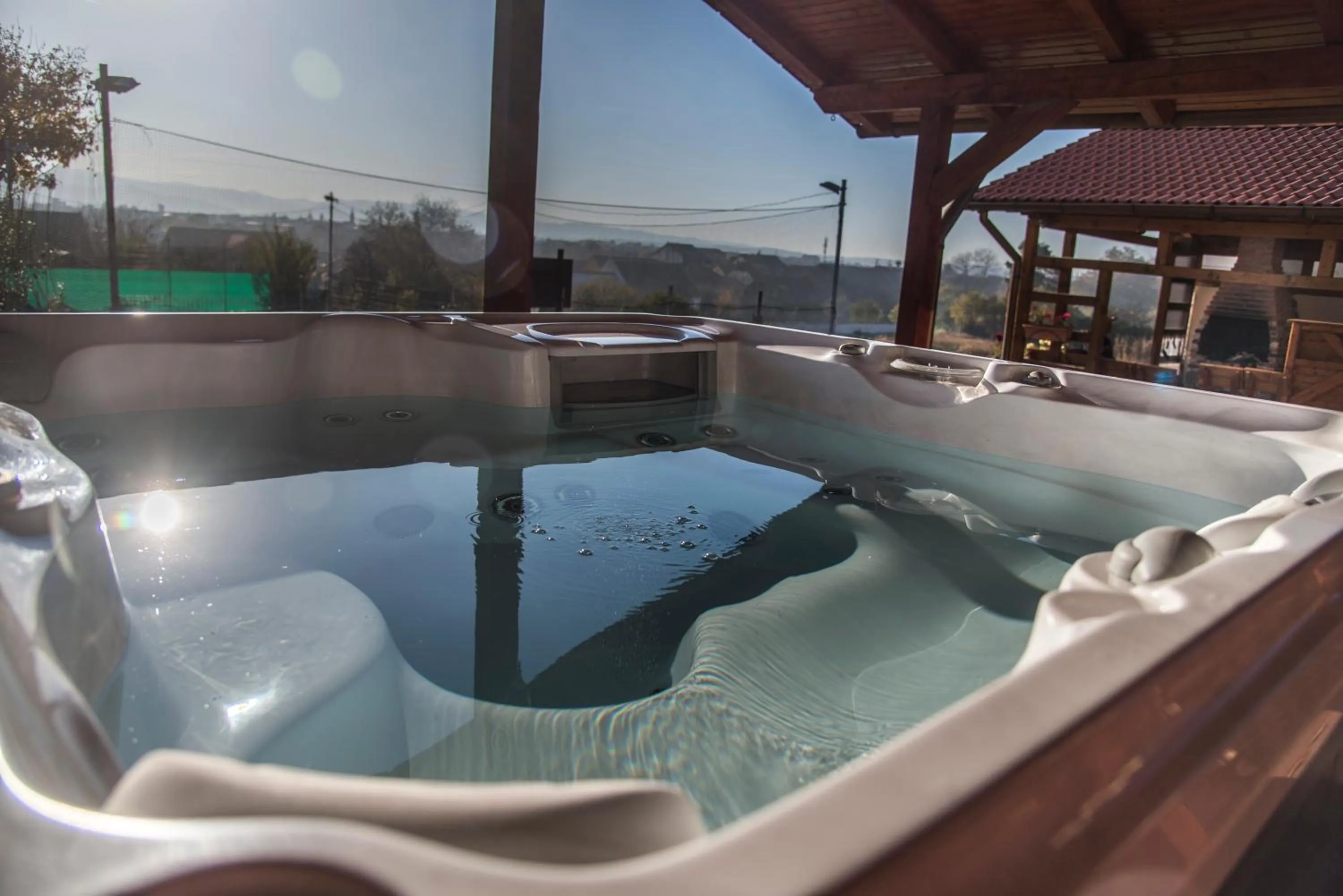 Hot Tub in Pensiunea Carmen - Bikers Friendly Nest