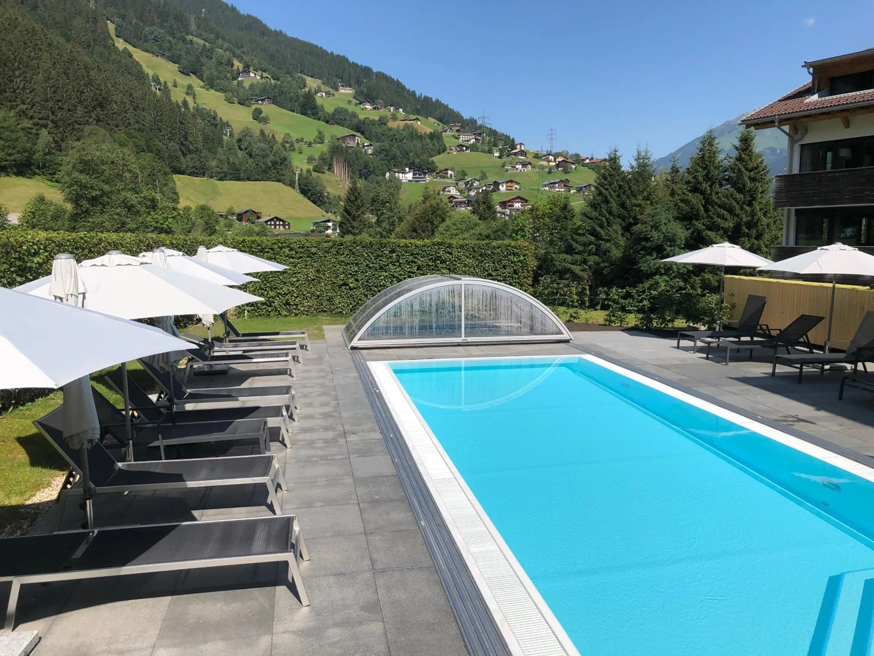 Swimming pool in Appart Laijola