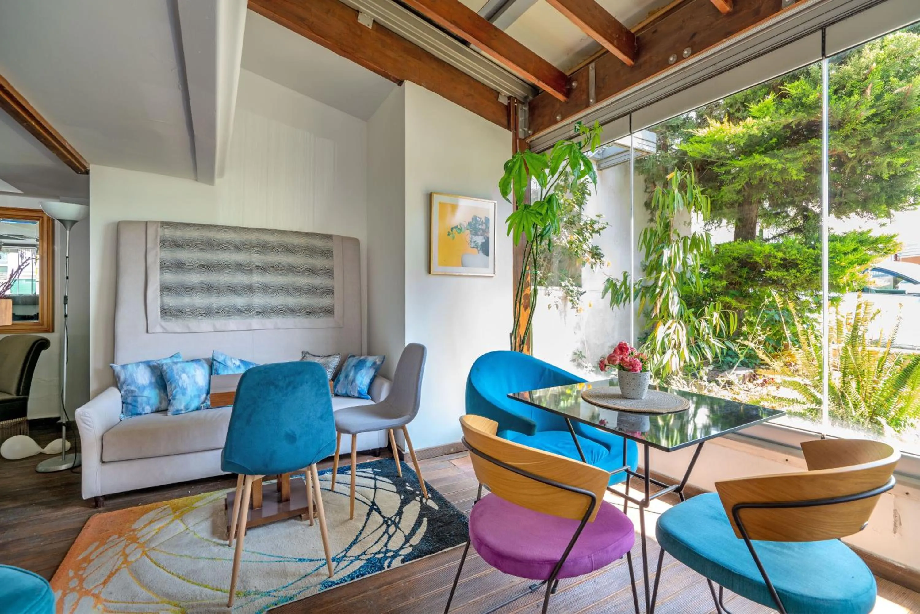 Restaurant/places to eat in Maison 66, Riviera Hotels