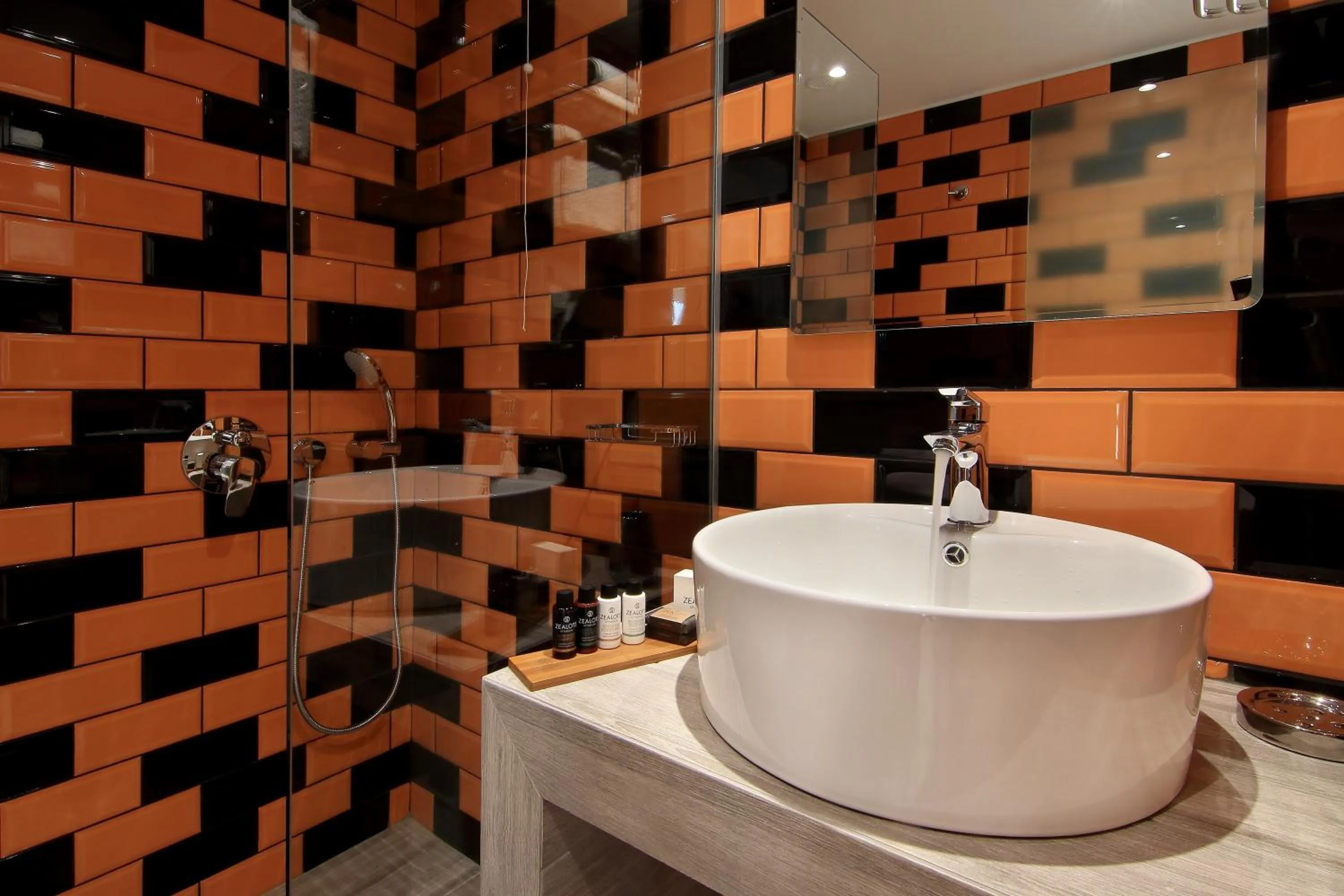 Bathroom in Maison 66, Riviera Hotels