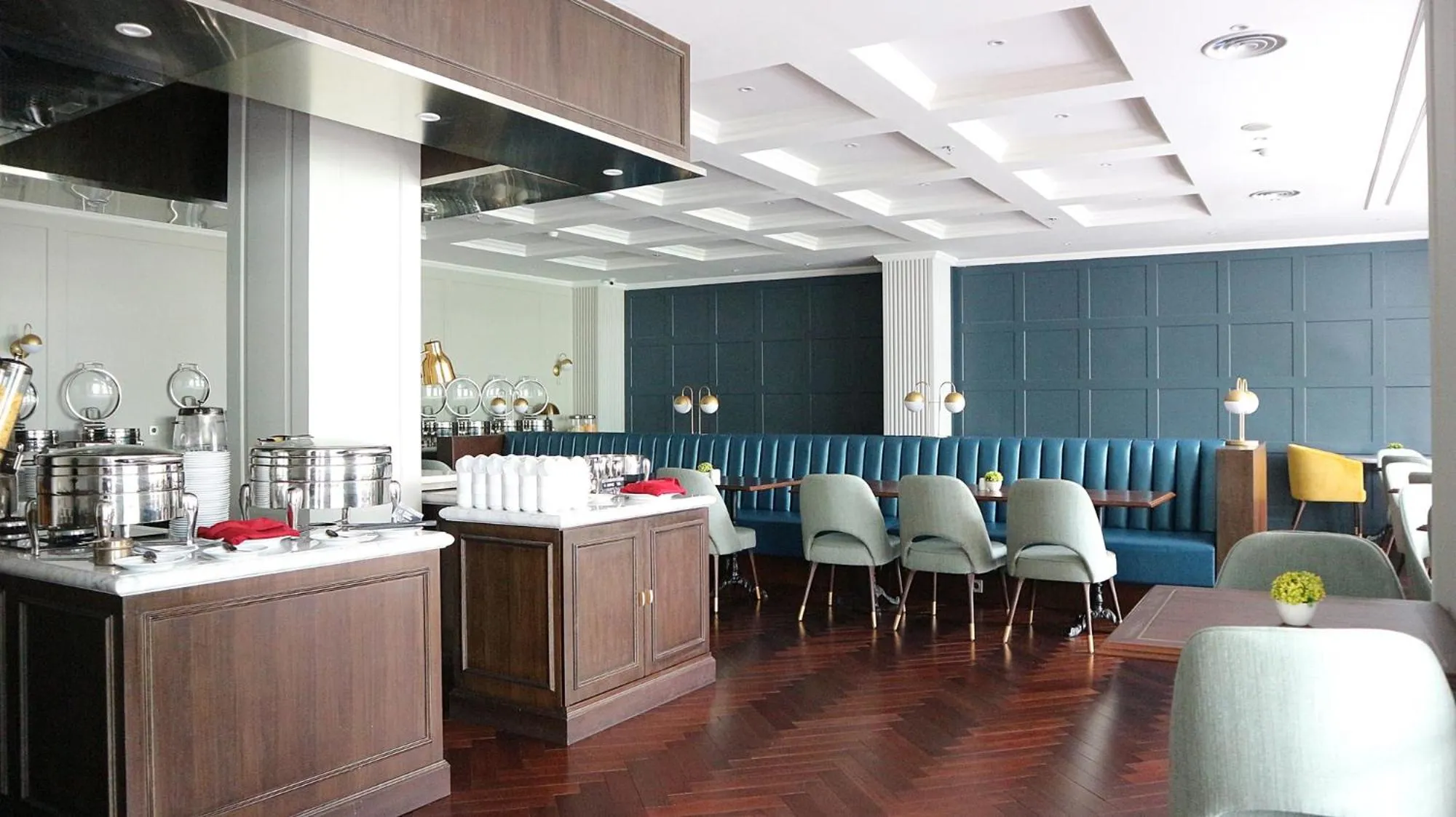 Restaurant/places to eat in Hotel Shalva Jakarta