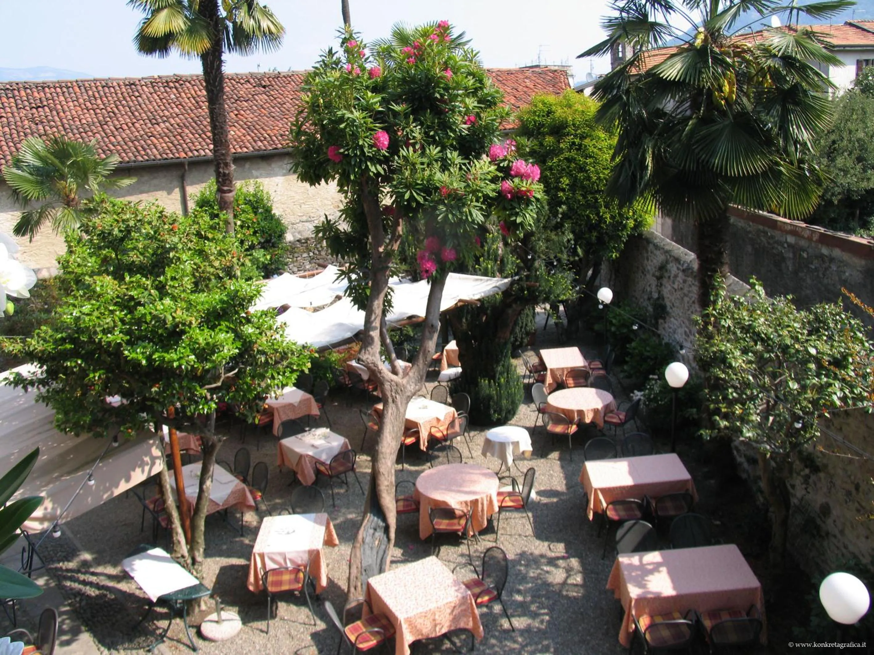 Restaurant/places to eat in Hotel Antica Stallera