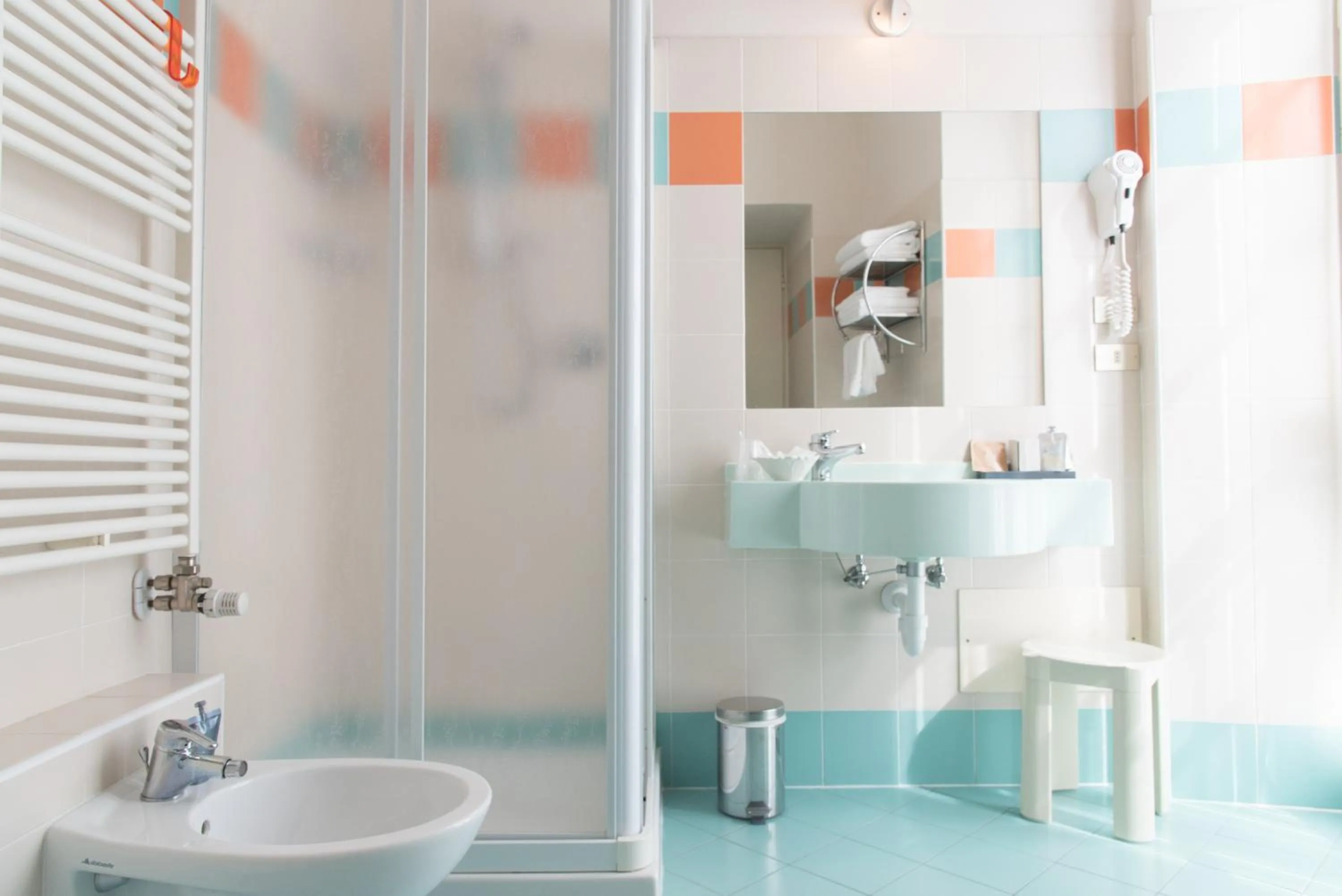 Shower in Hotel Antica Stallera