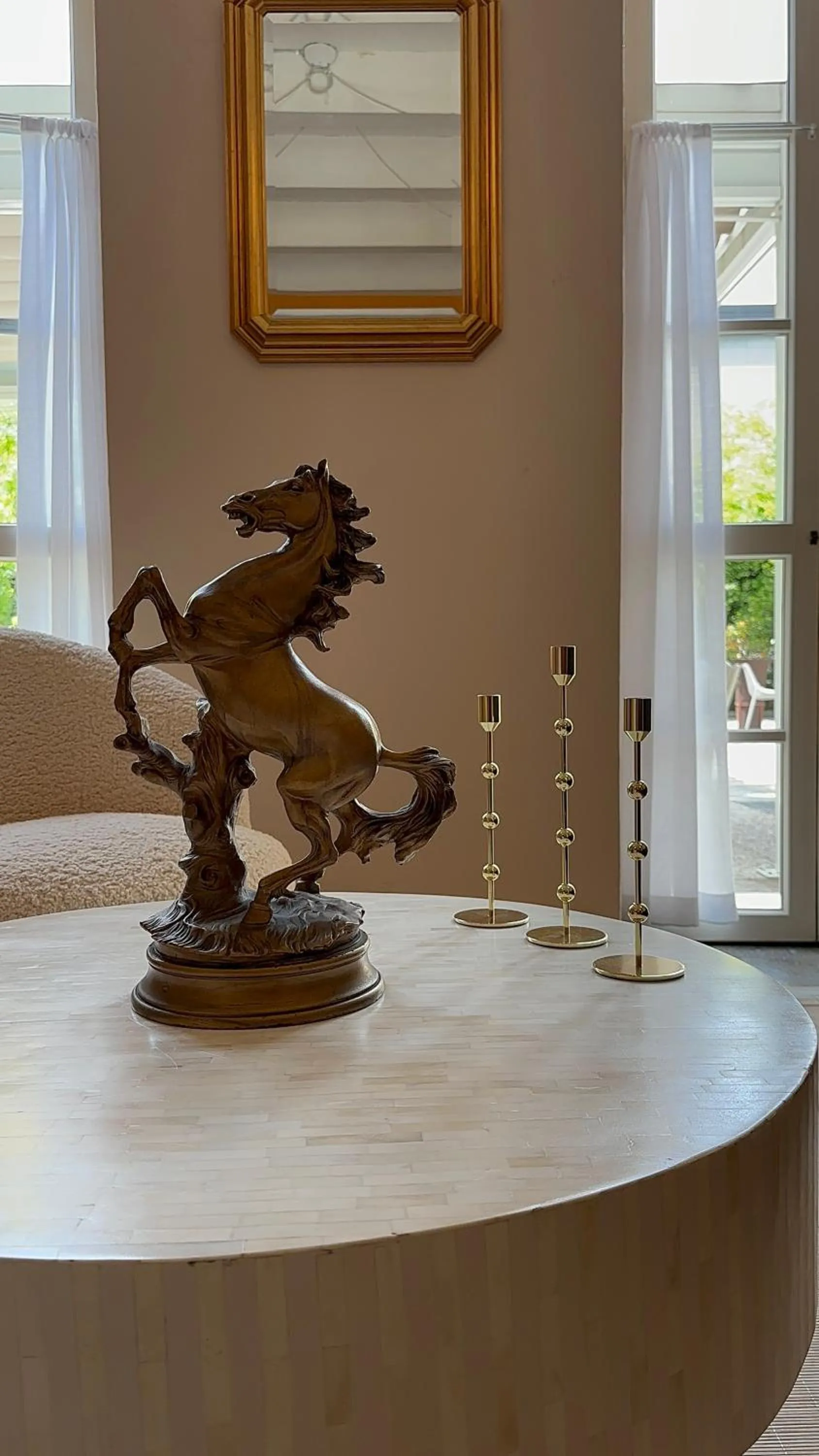 Decorative detail in Hotel Antica Stallera