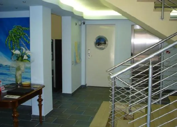 Other in Residence Blumarine