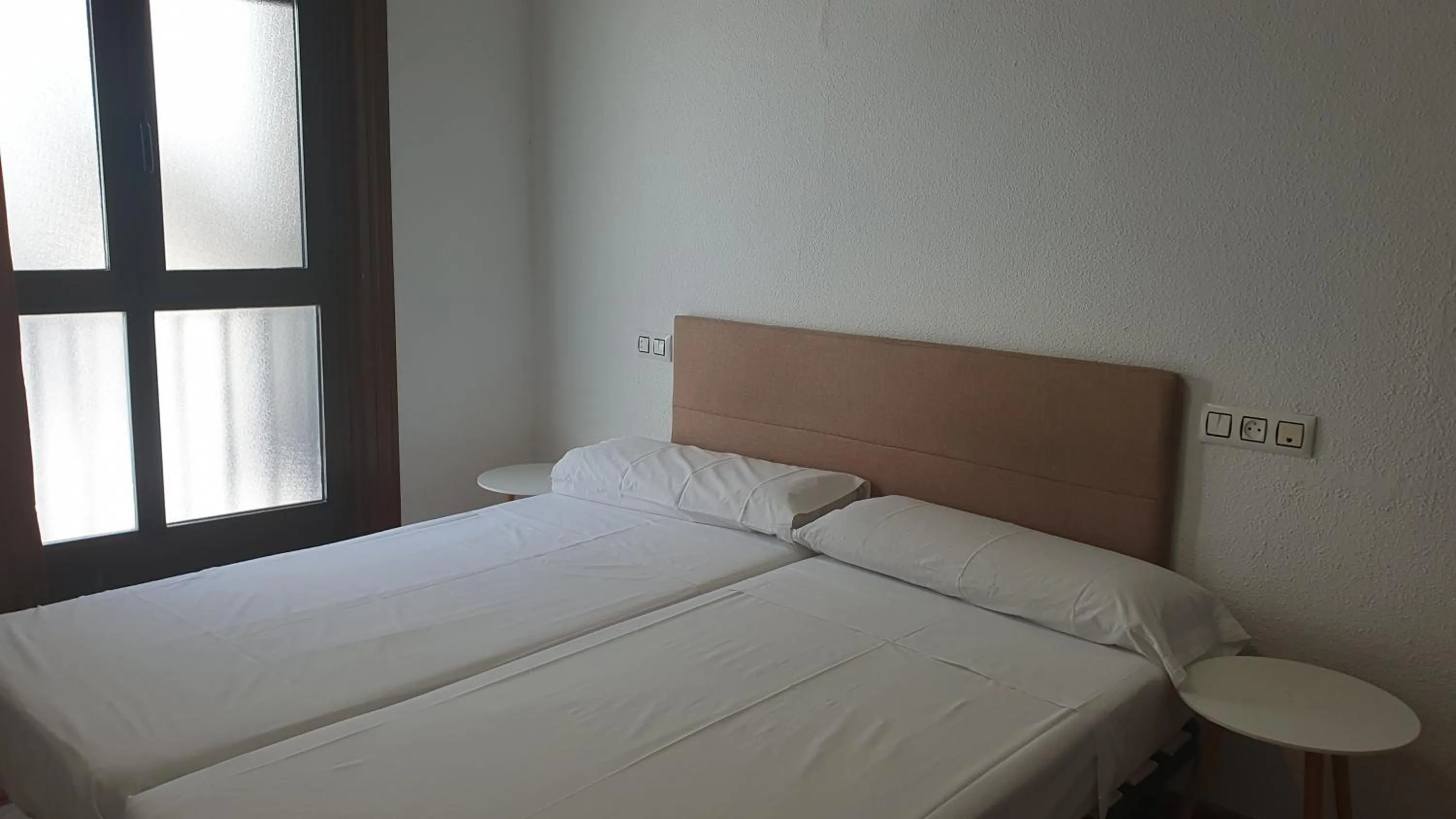 Bed in Fuencarral Kryse&Breogan