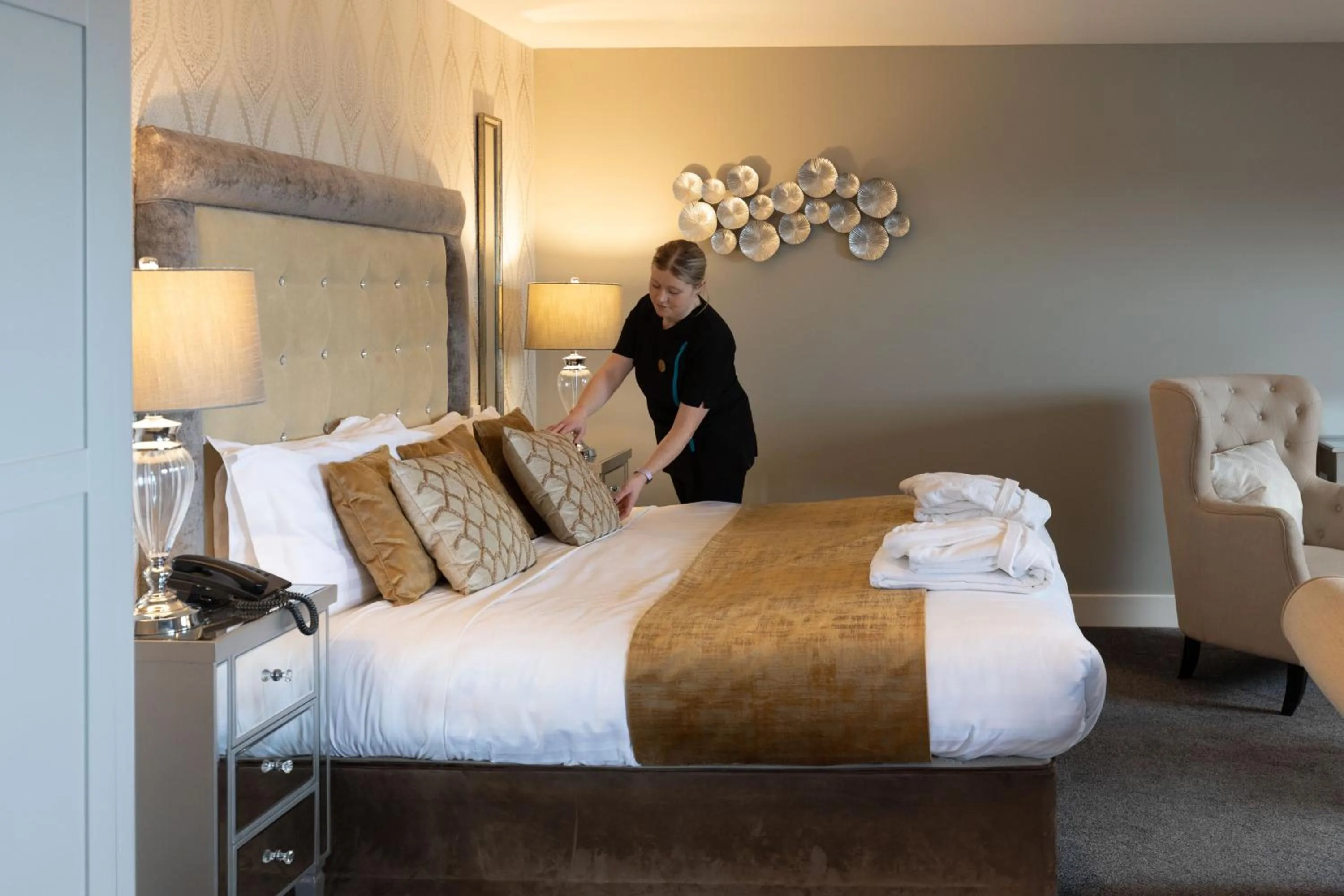 Staff, Bed in Ocean Sands Hotel & Spa