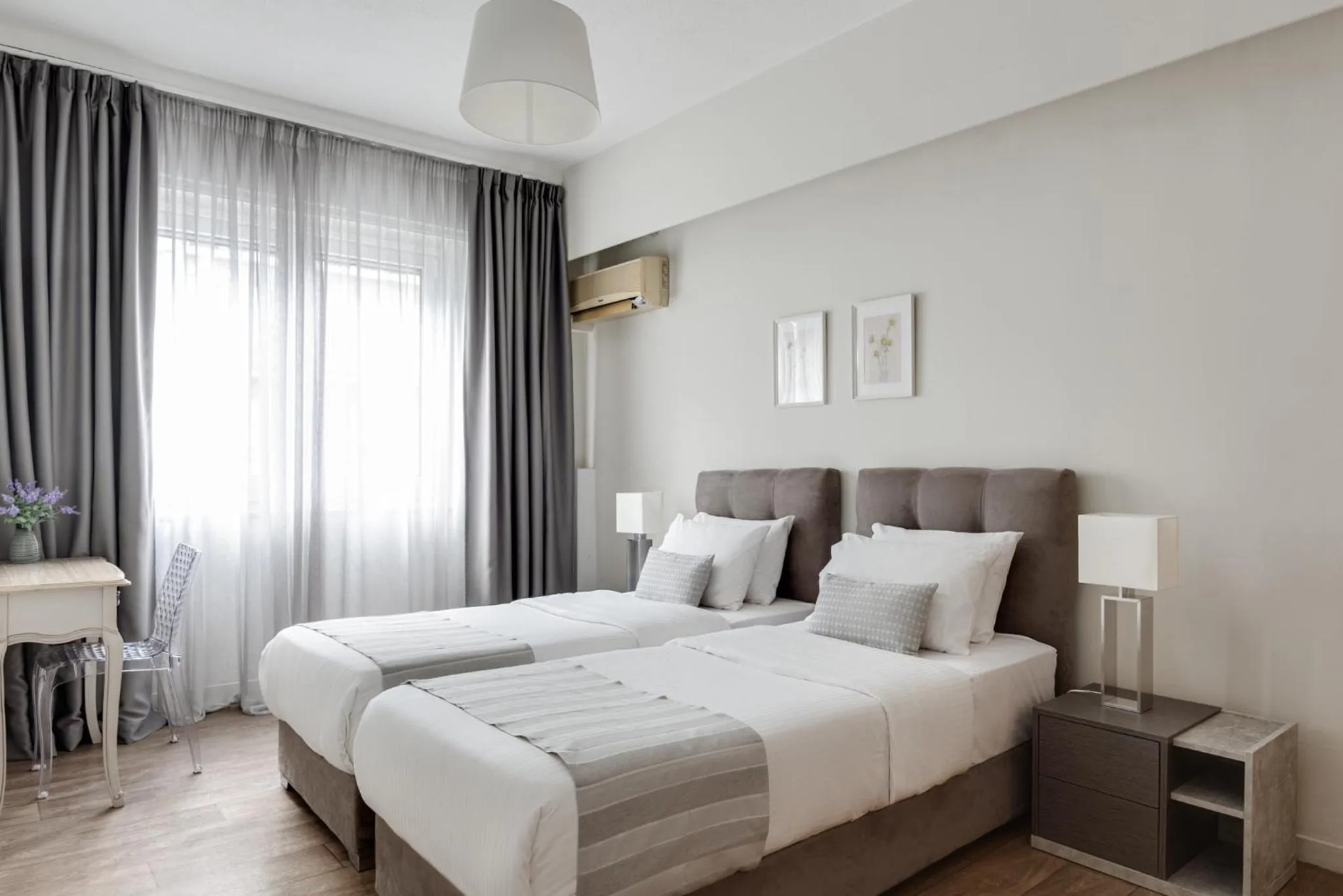 Bed in Syntagma Spotlight Residence