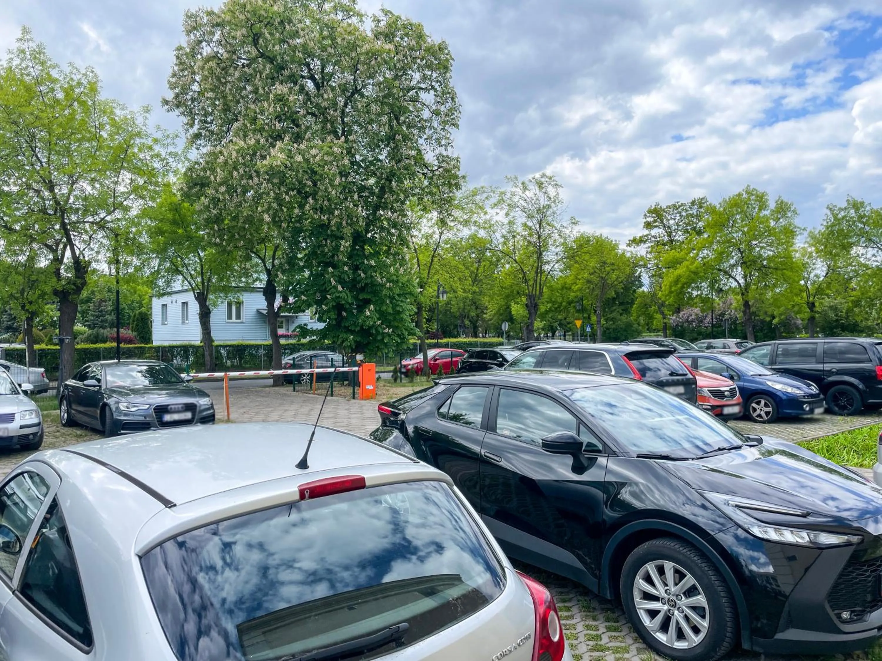 Parking in Akacja Medical Resort