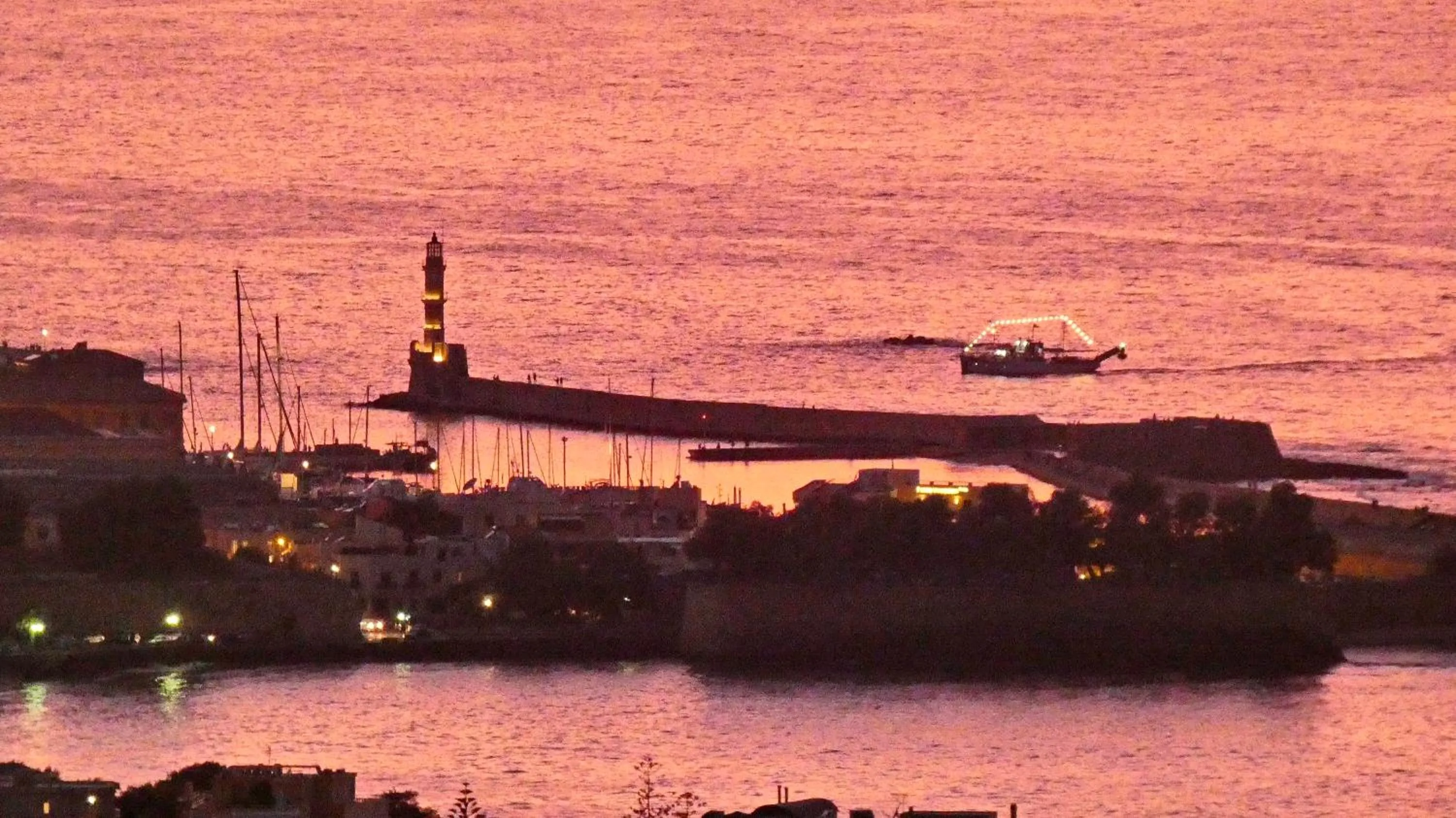 Nearby landmark in Royal Sun