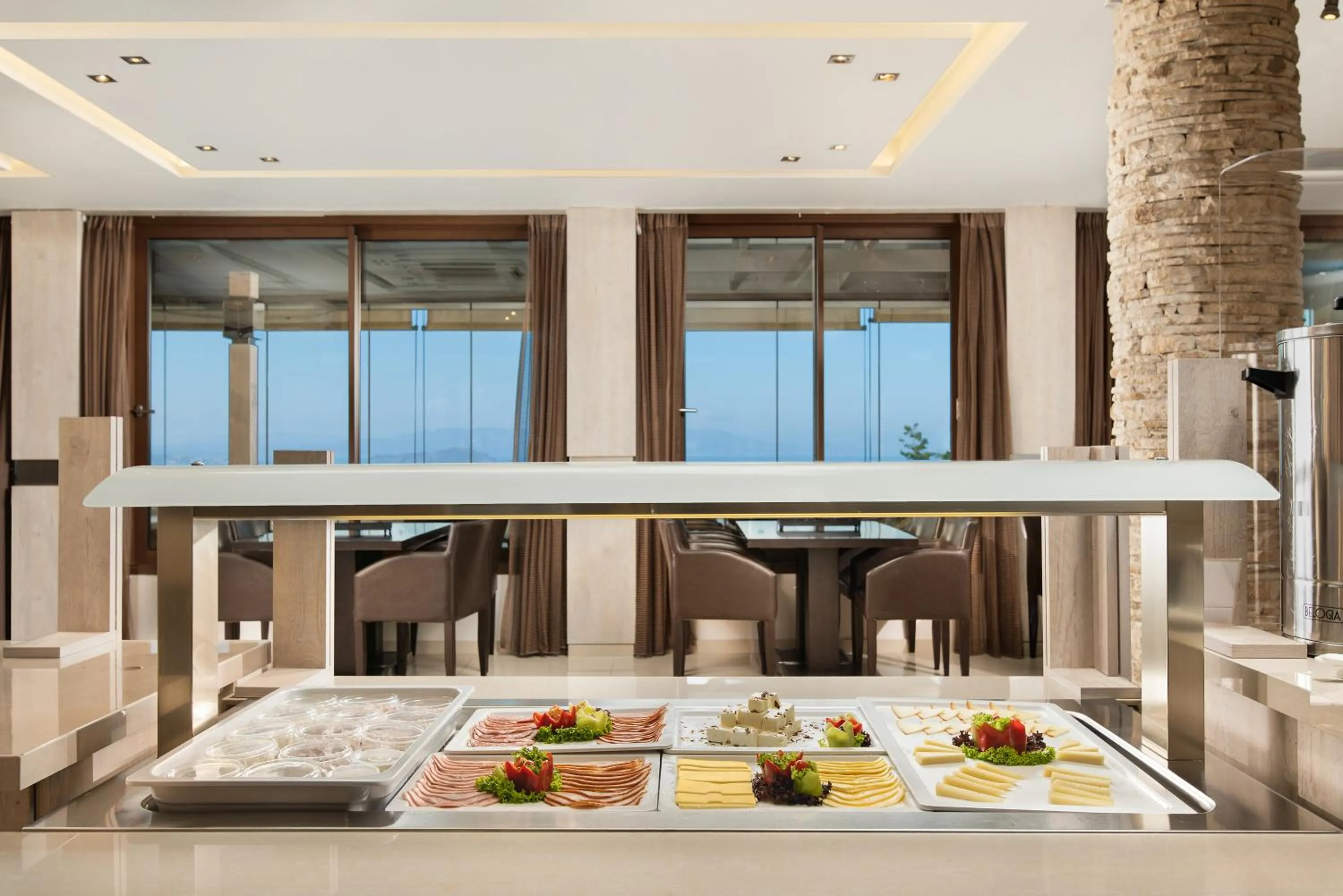 Buffet breakfast in Royal Sun