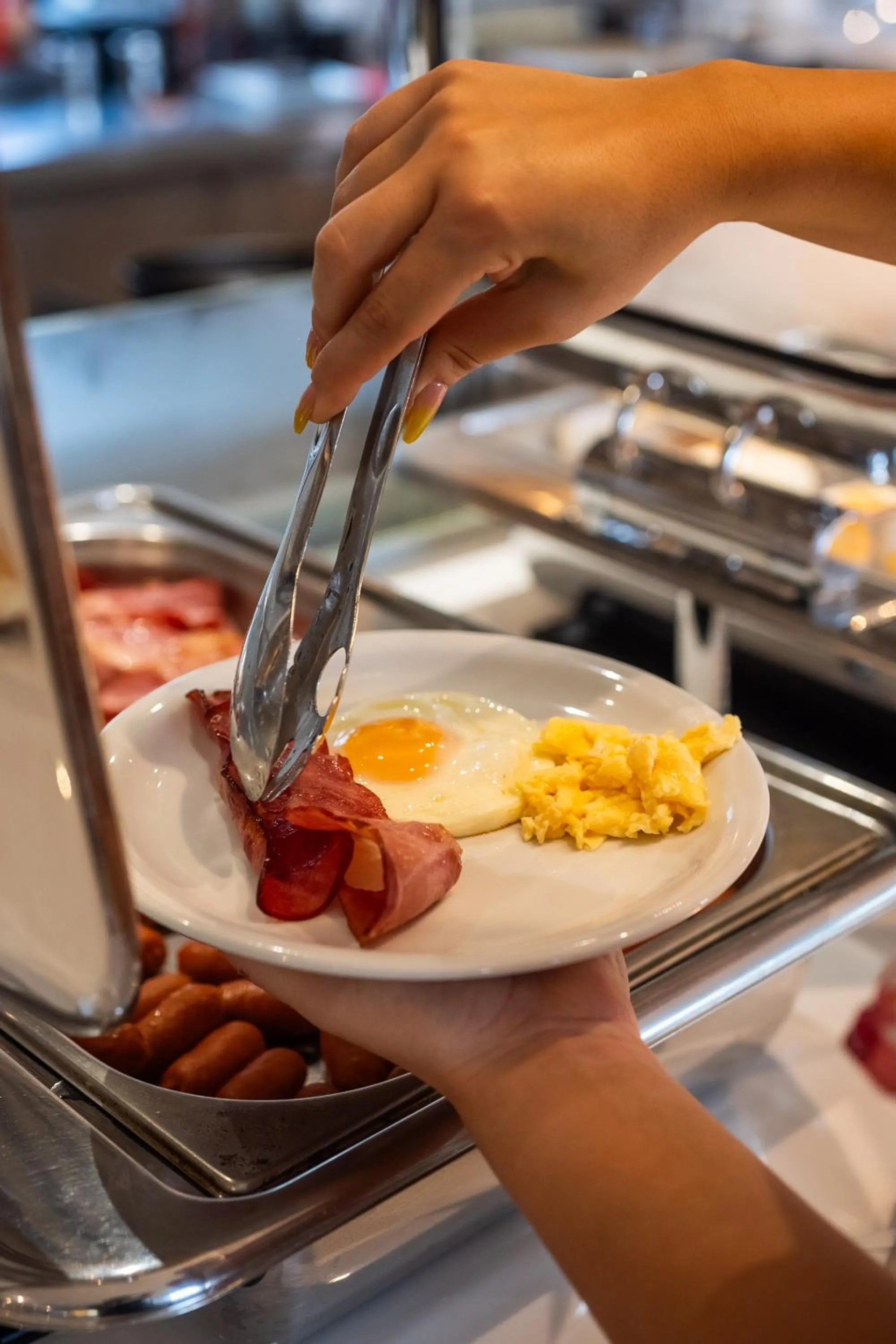 Breakfast in Royal Sun