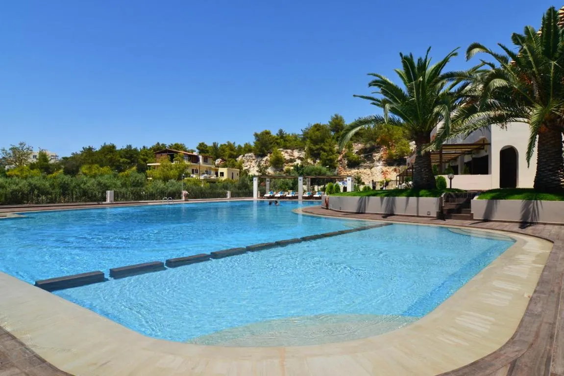 Swimming pool in Royal Sun