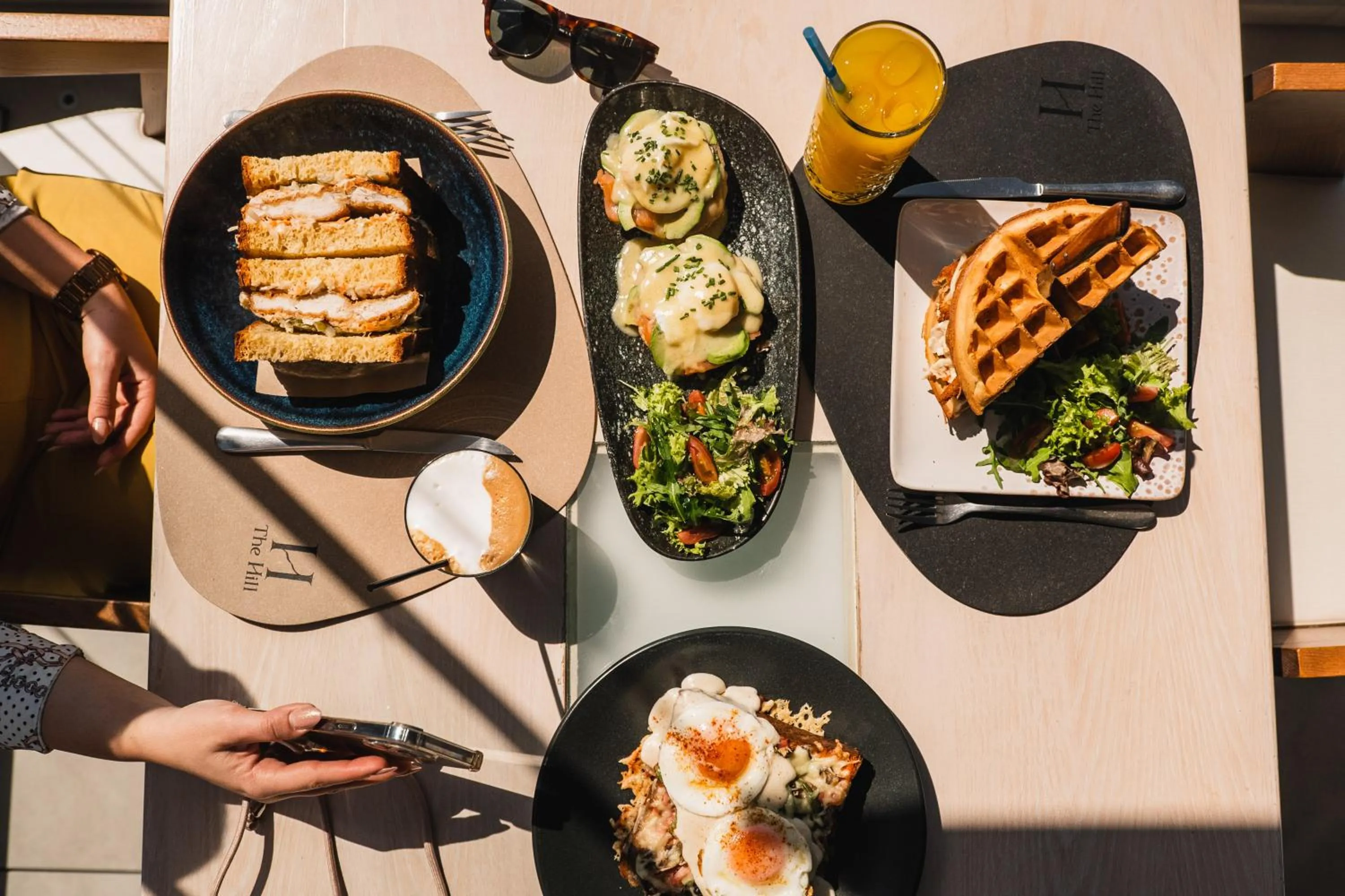 Restaurant/places to eat in Royal Sun