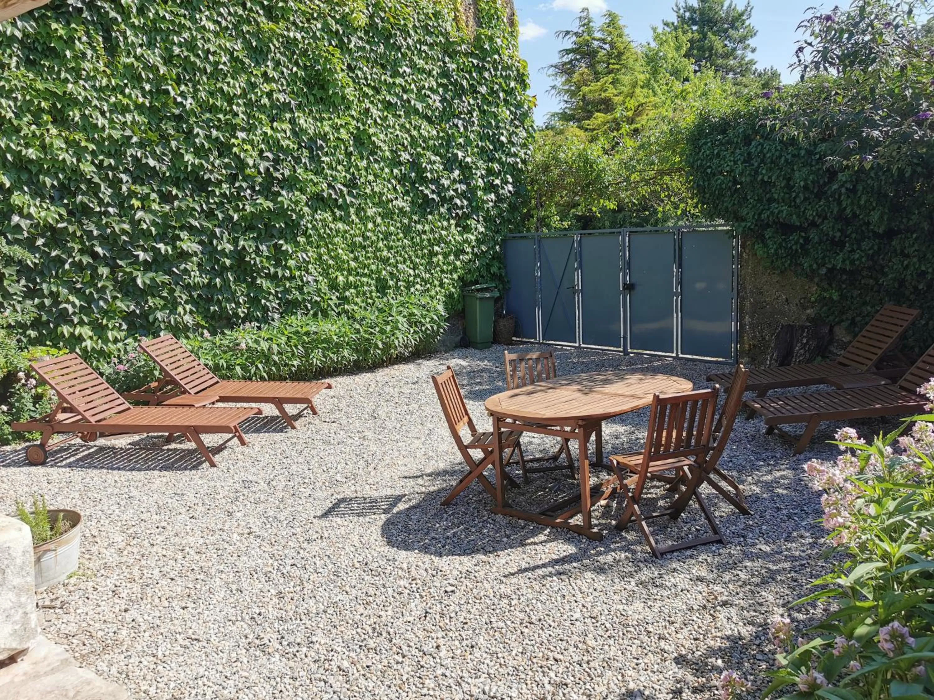 Garden in Le Barry du Grand Chemin