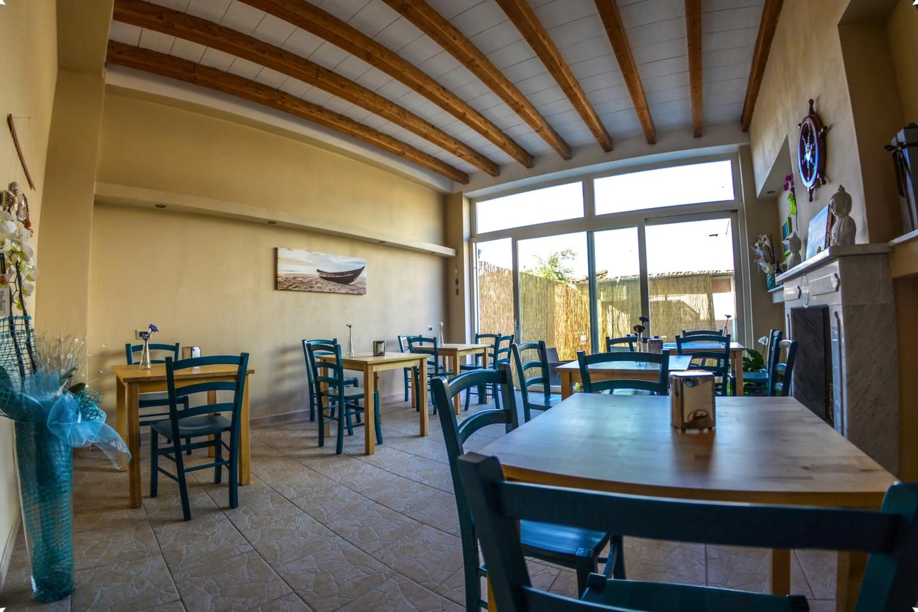 Restaurant/places to eat in B&B Residenza Marina