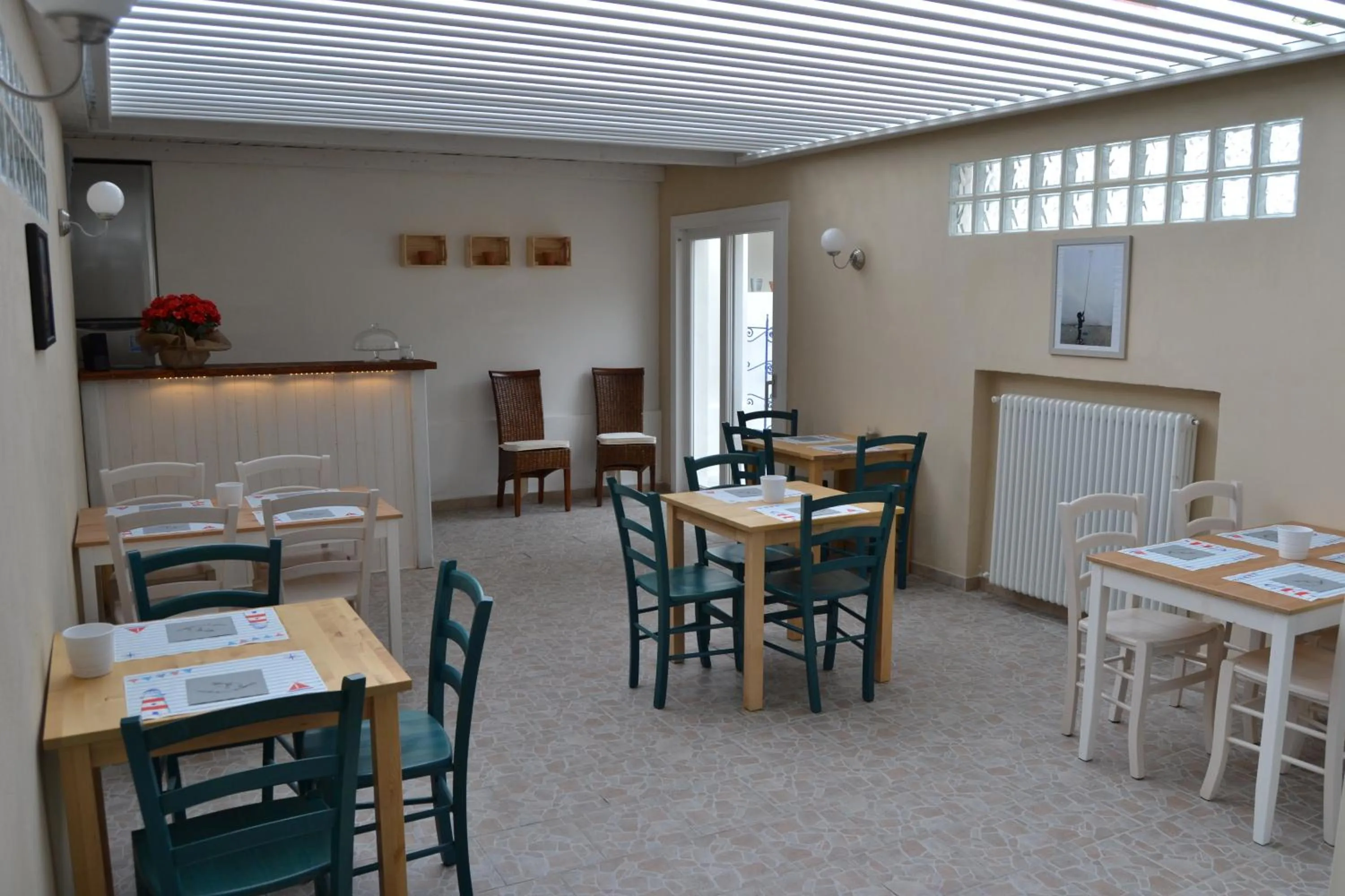 Communal lounge/ TV room in B&B Residenza Marina