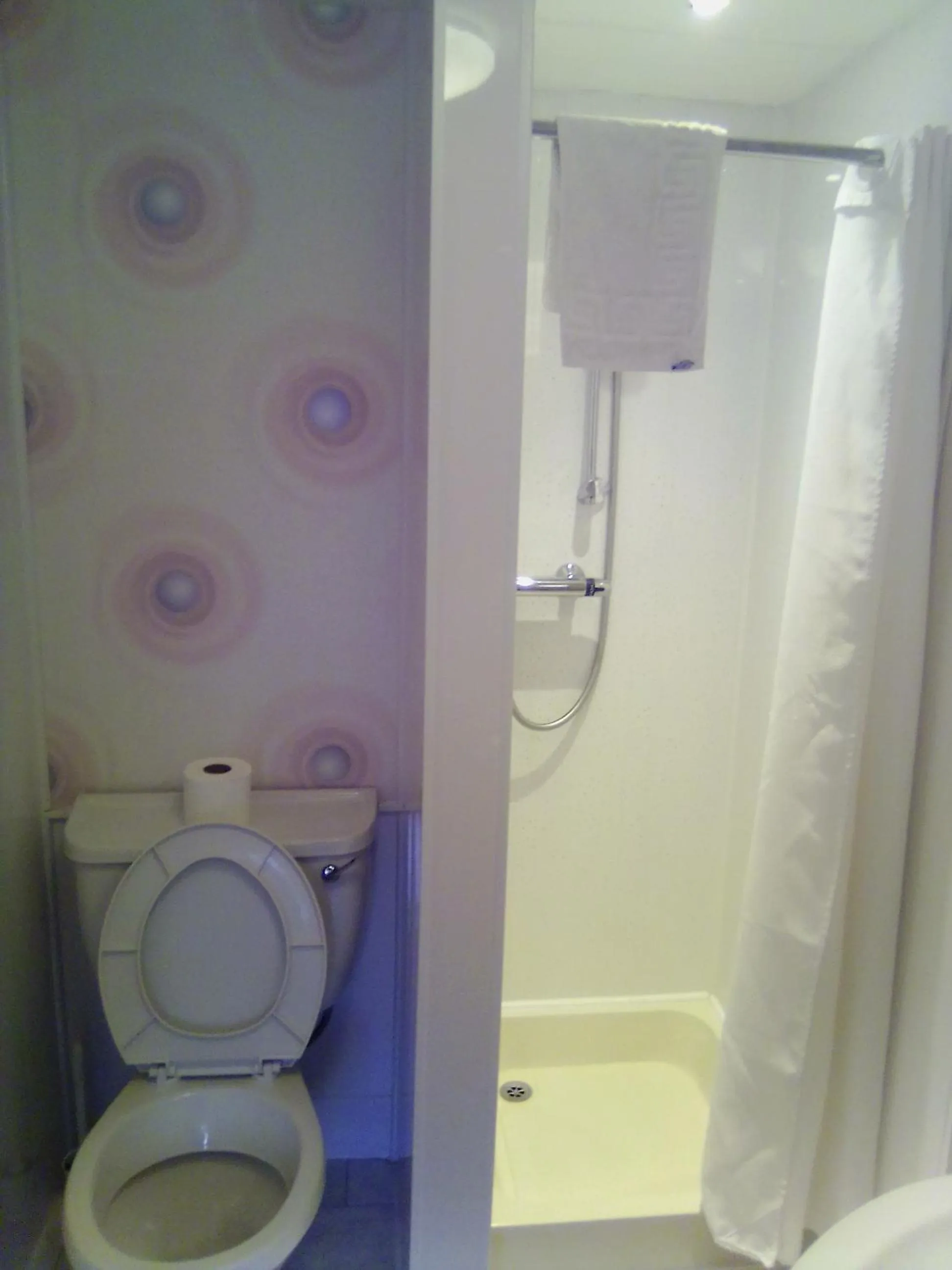 Bathroom in The braeside families and couples