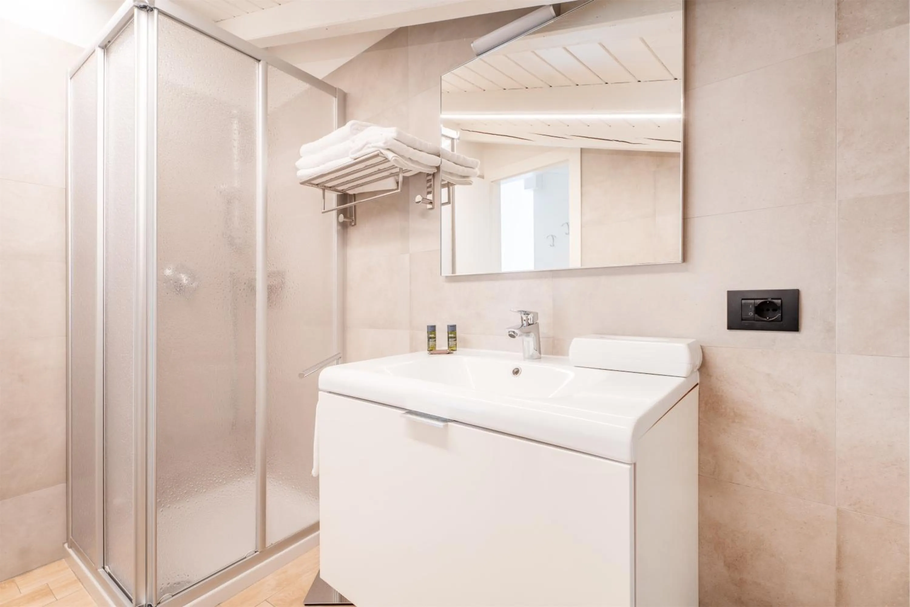 Shower in Residence Villa degli Aranci