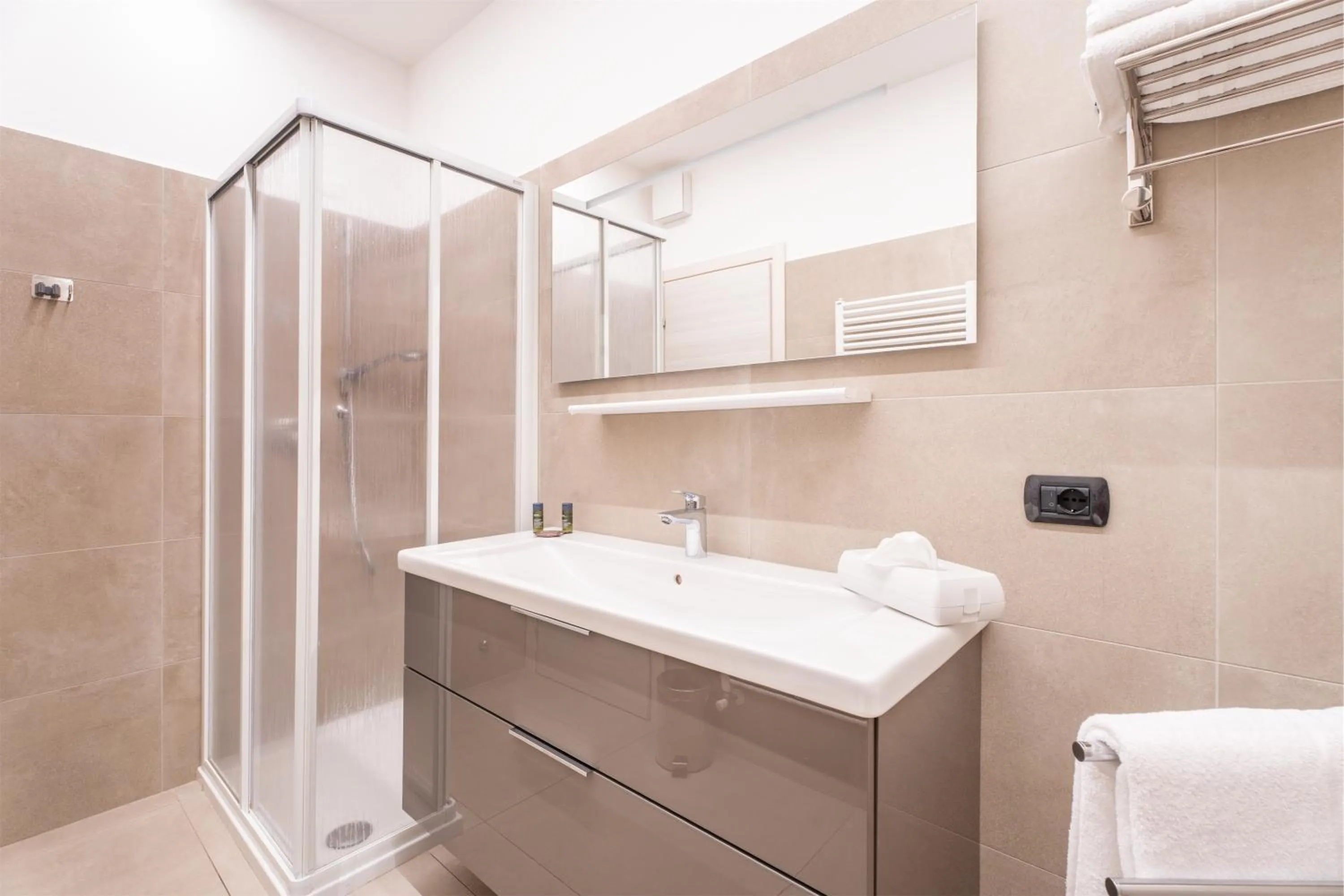 Shower in Residence Villa degli Aranci