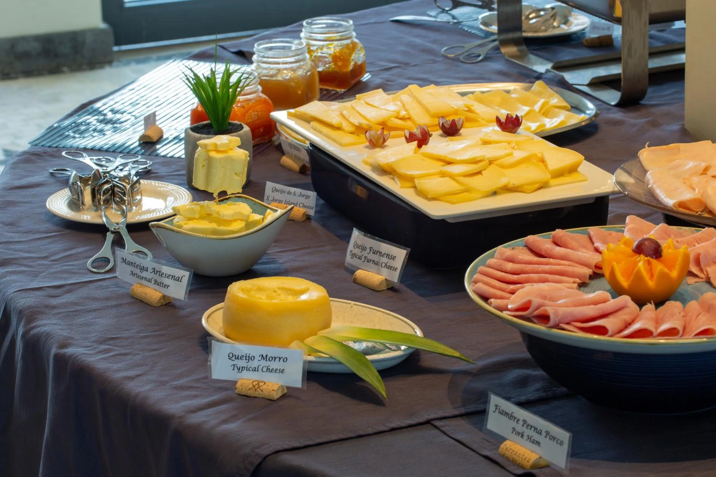 Food and drinks in Hotel do Mar