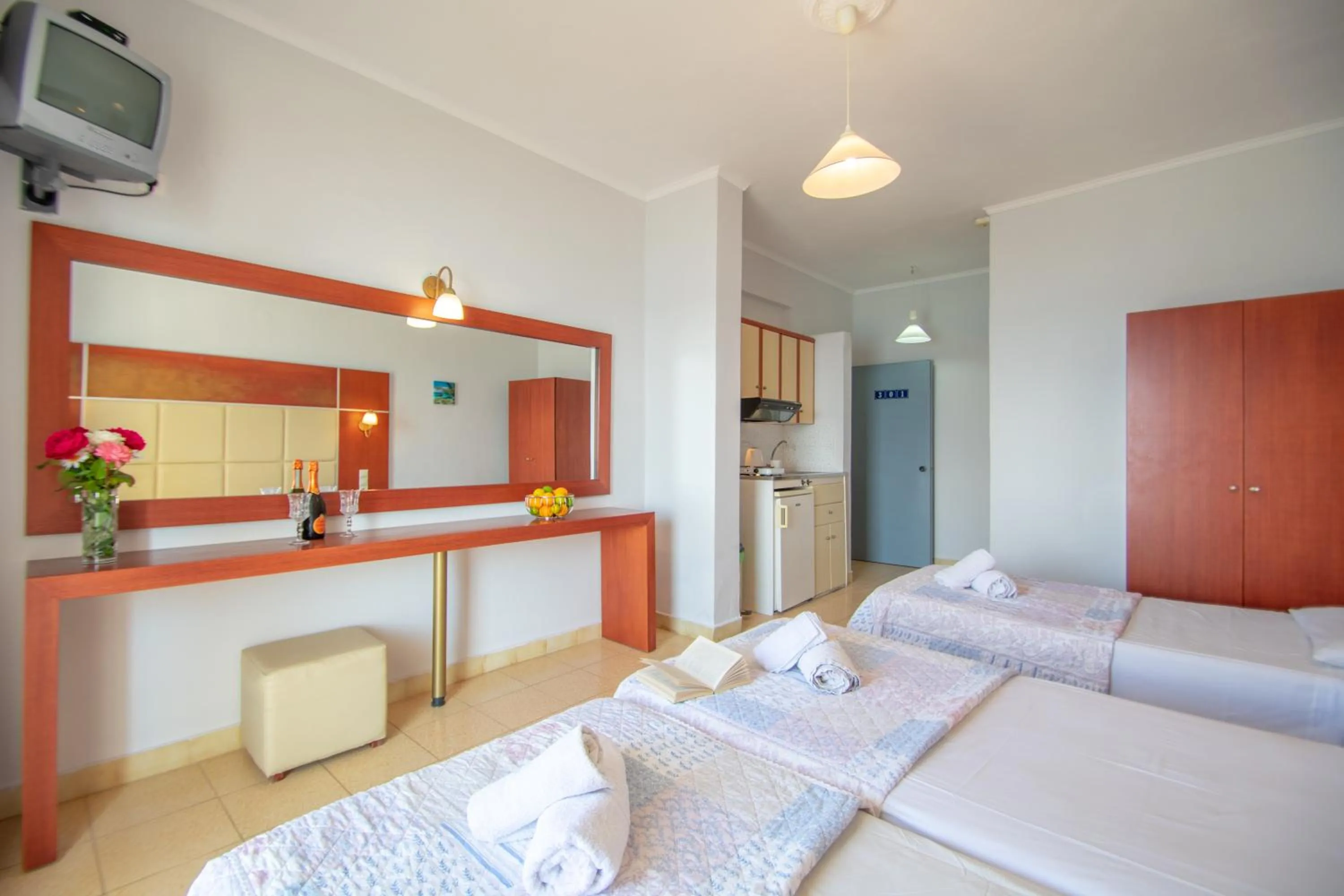 Bed in Agoulos Beach Hotel