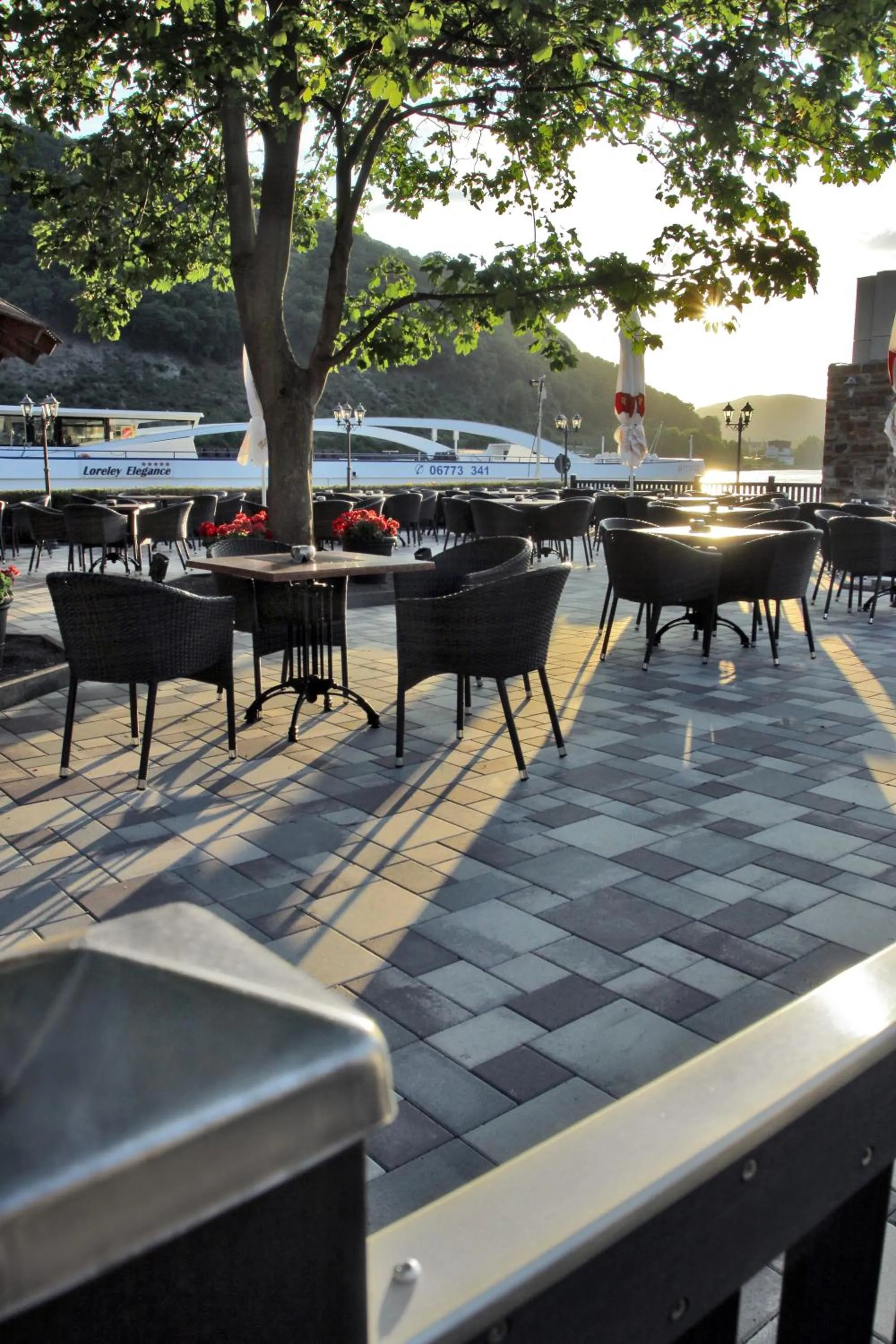 Patio in Hotel Rheinkönig
