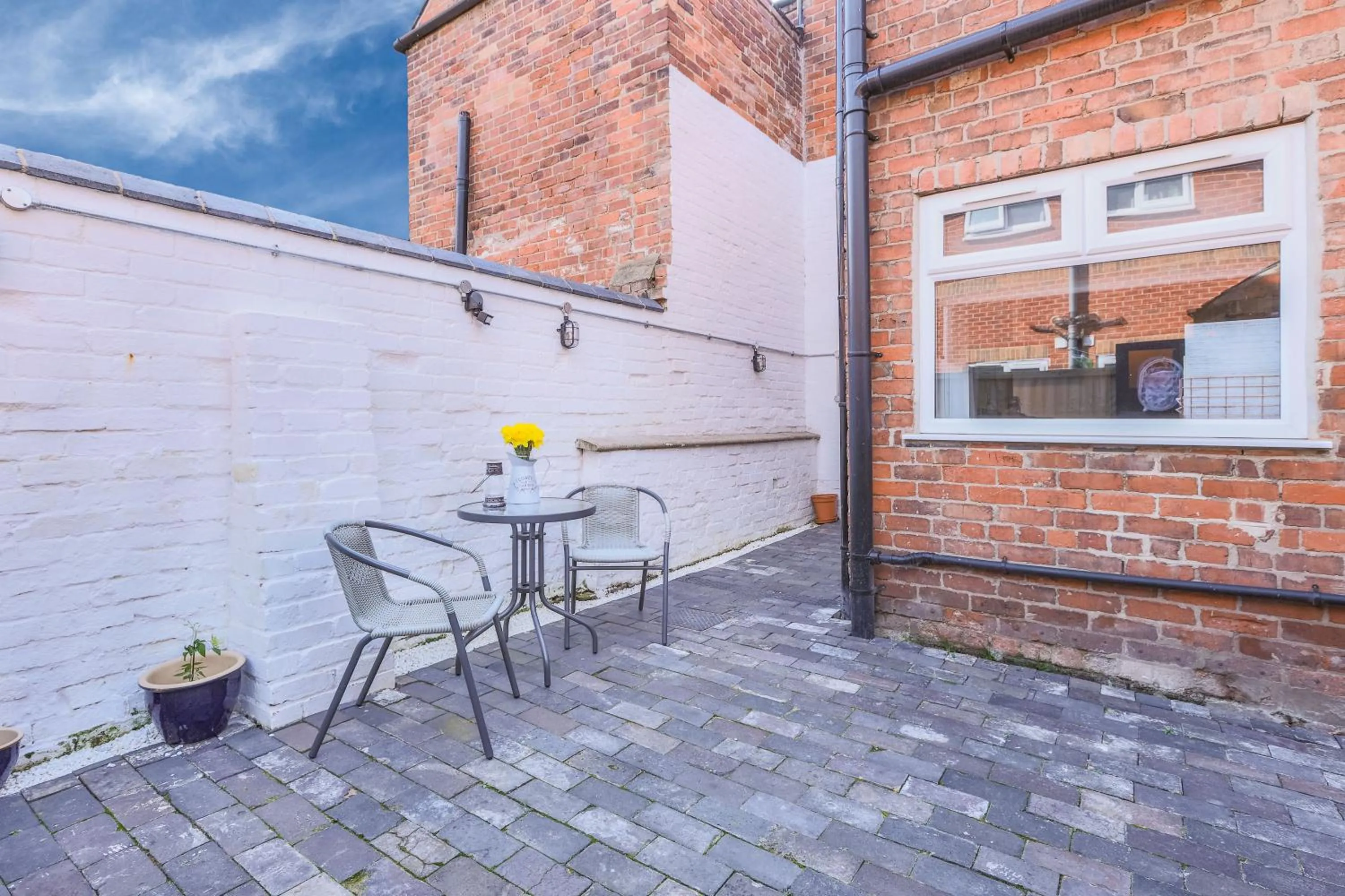 Property building in Salisbury Street Guesthouse