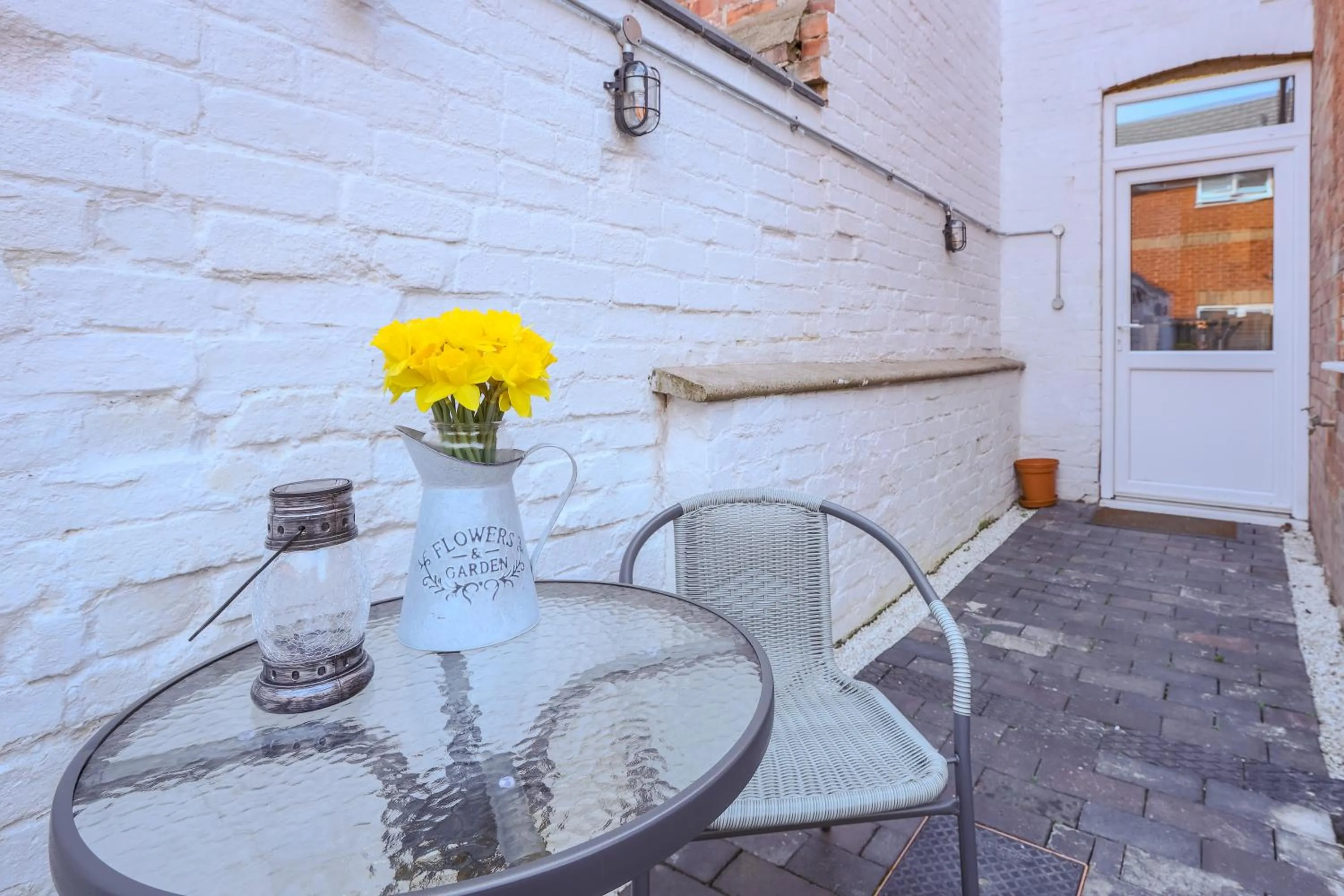 Patio in Salisbury Street Guesthouse