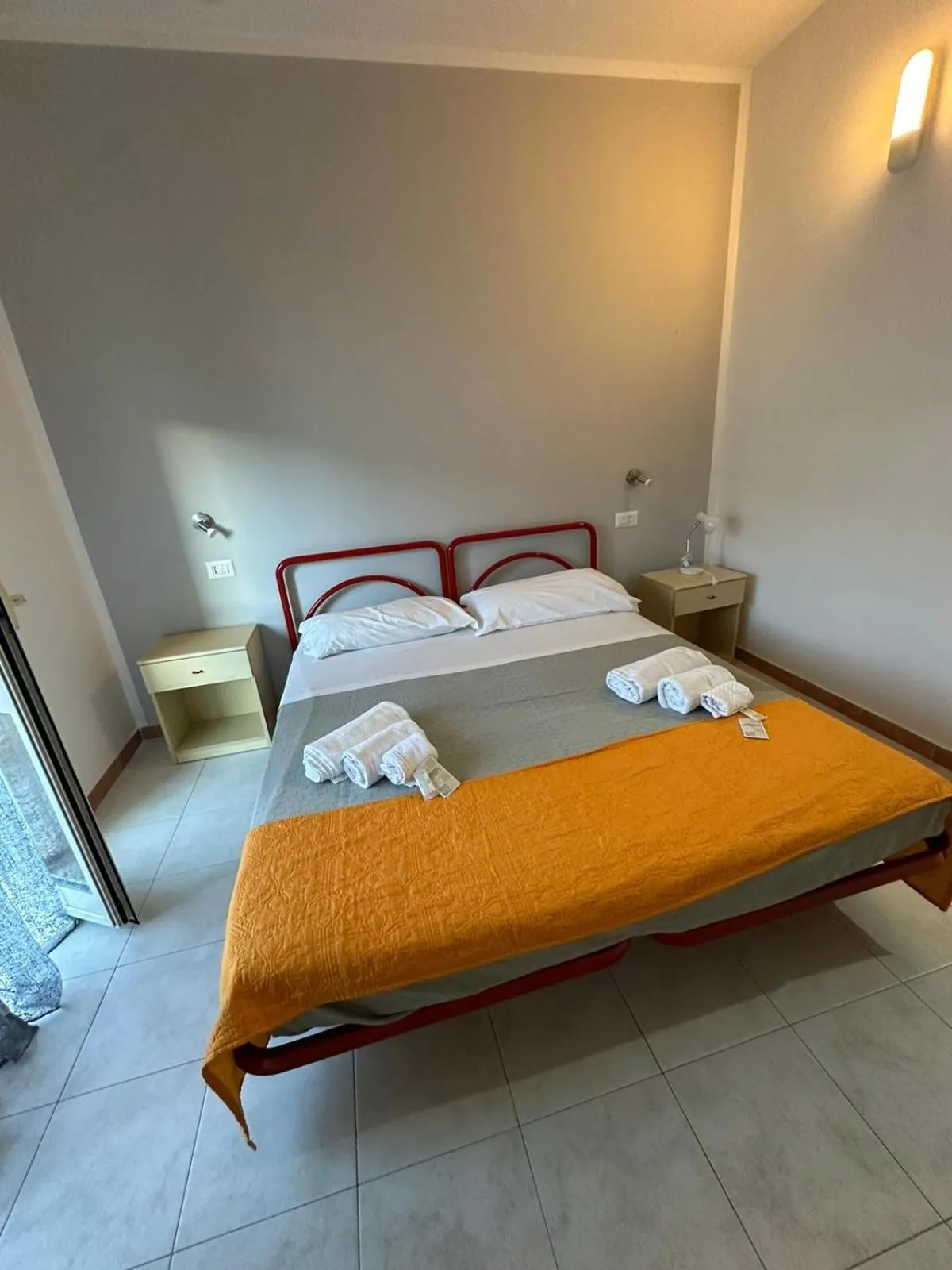 Bed in Hotel Residence il villaggio Lì cylentos Policastro Scario a 100 mt dal mare