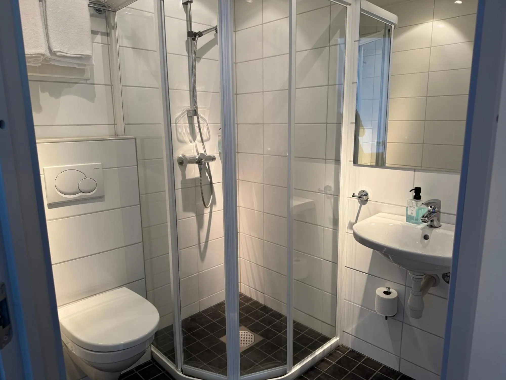 Shower in Hotel Marena