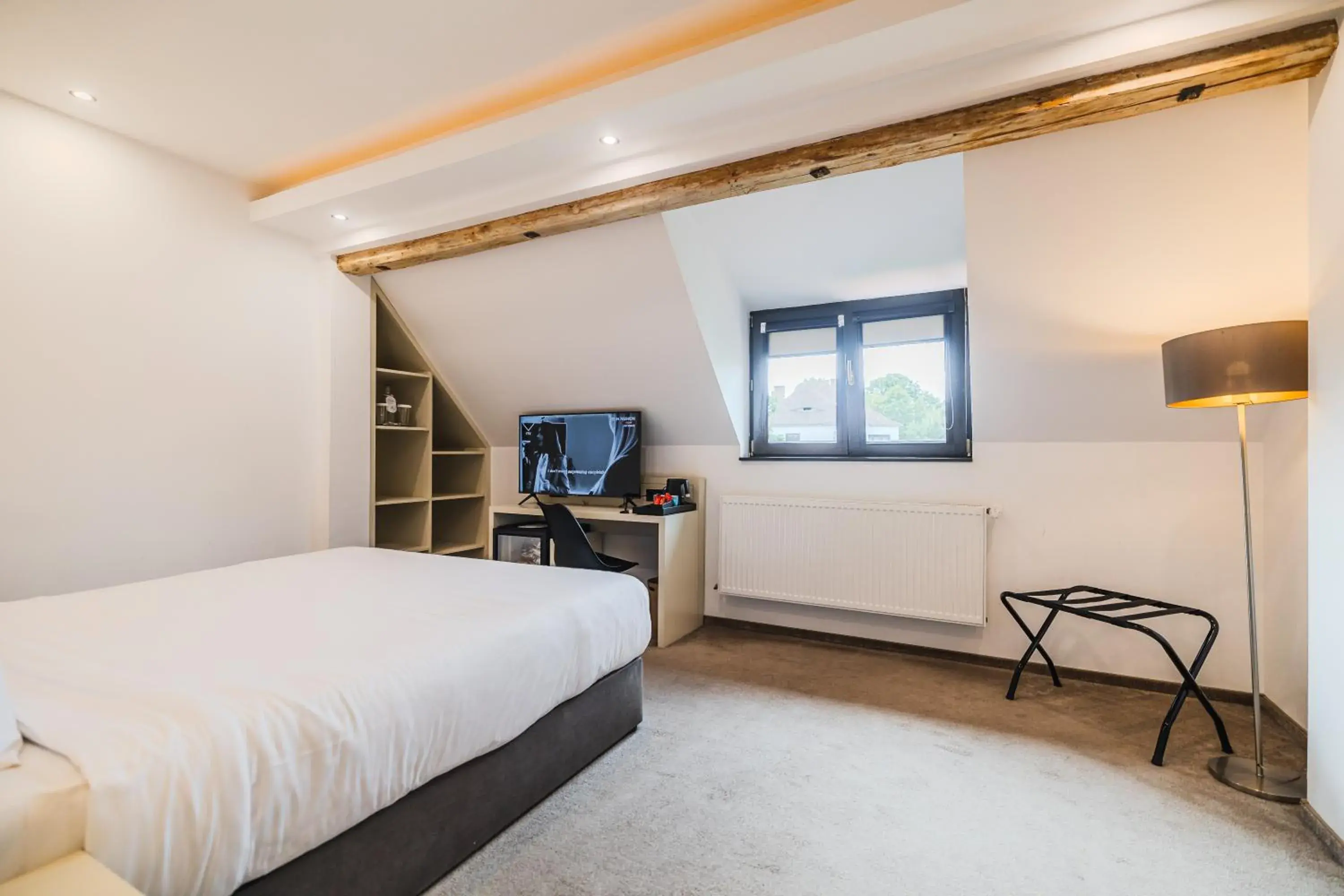 Standard Double Room in Republique Standard Double Room in Republique