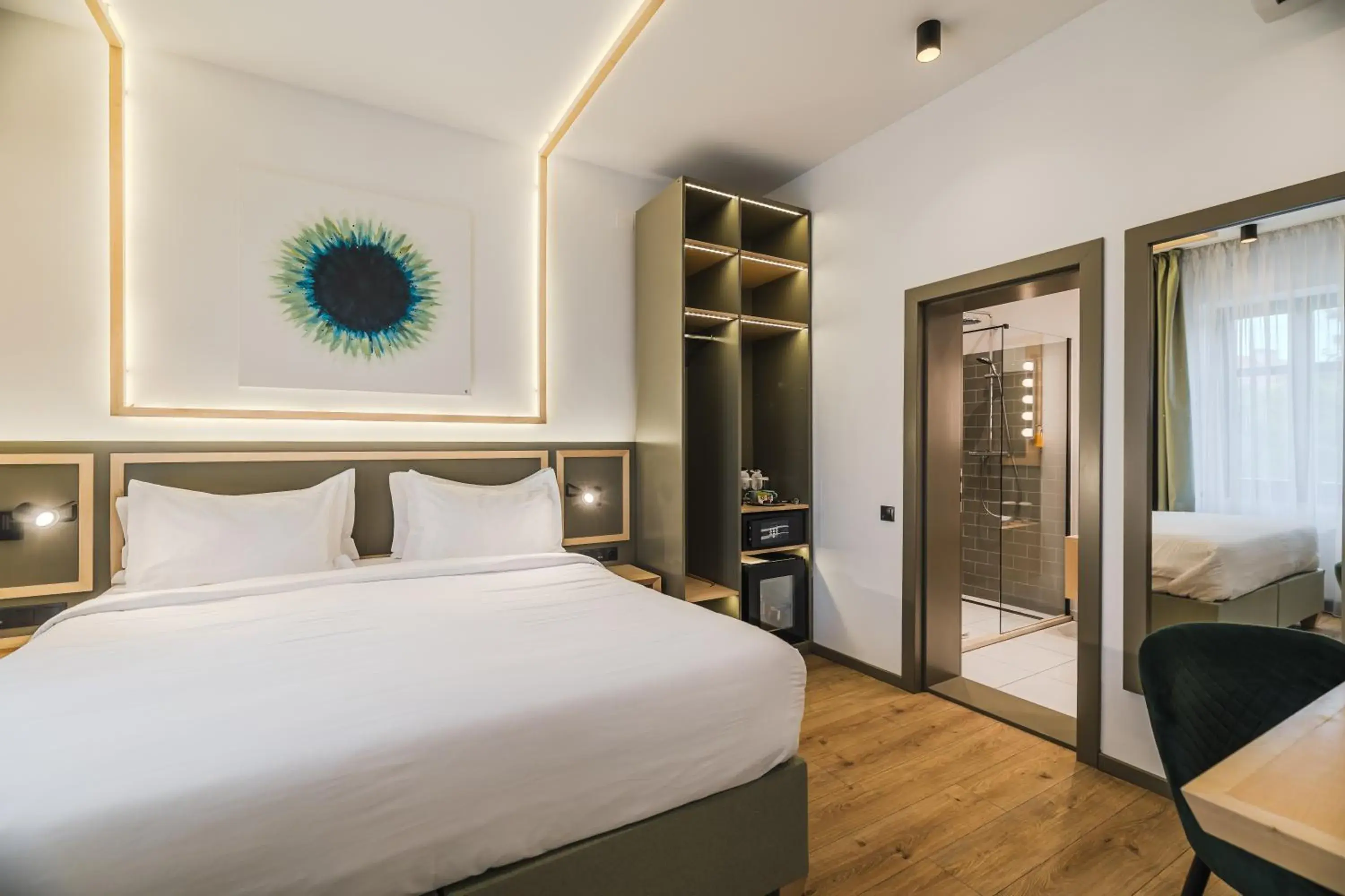 Deluxe Double Room in Republique Deluxe Double Room in Republique