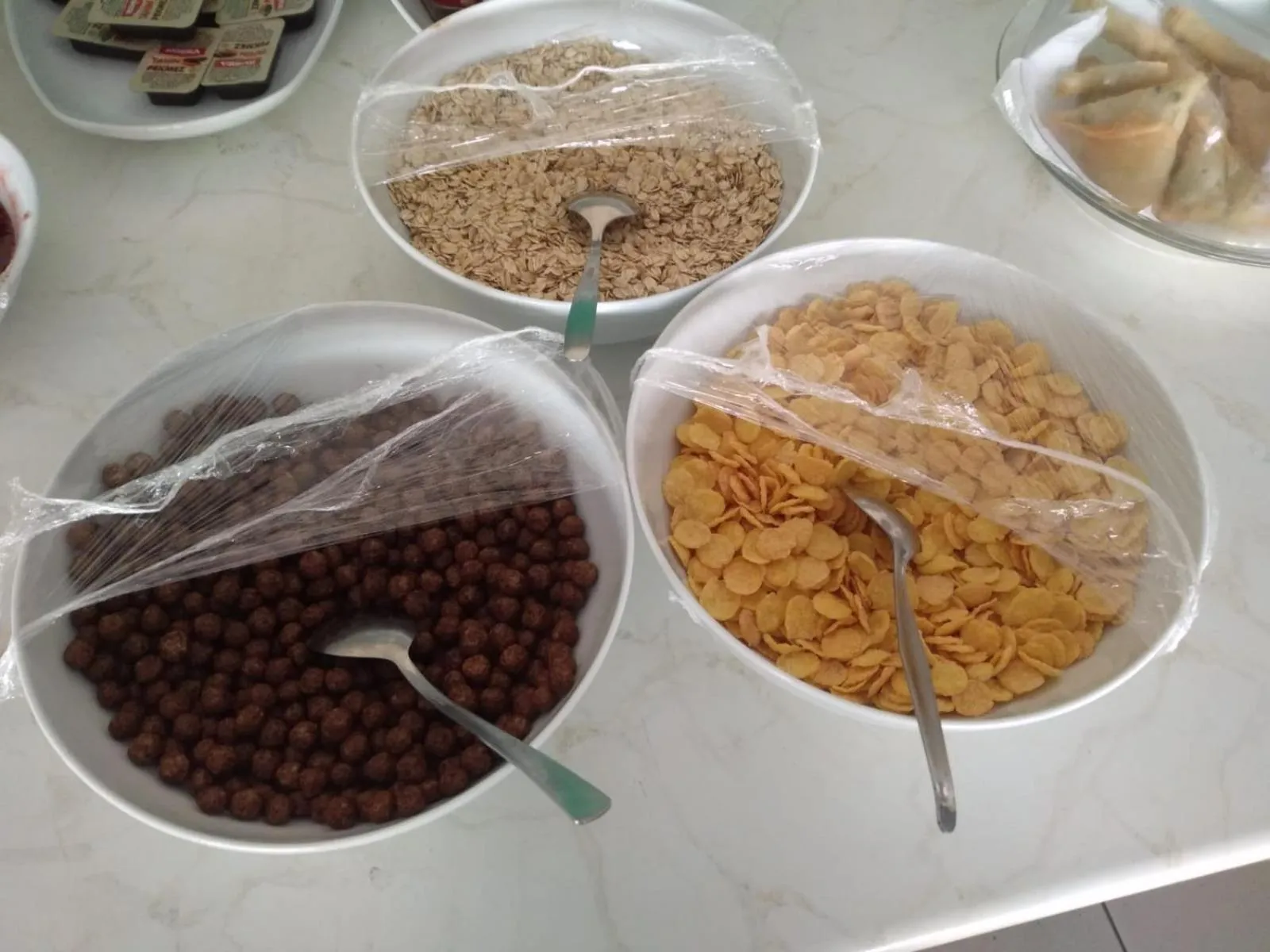 Breakfast in Baronessa Apart Hotel