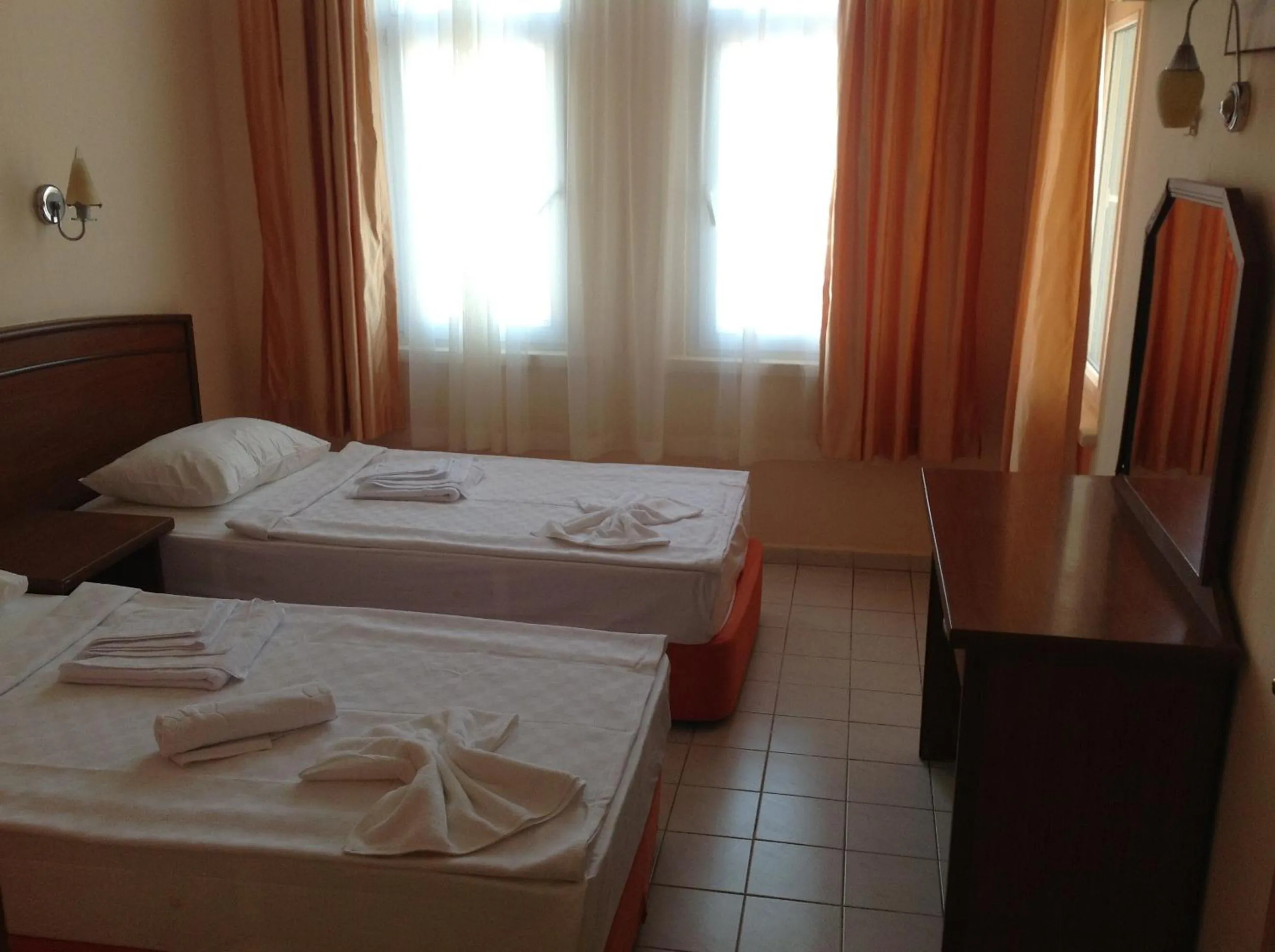 Photo of the whole room, Bed in Baronessa Apart Hotel