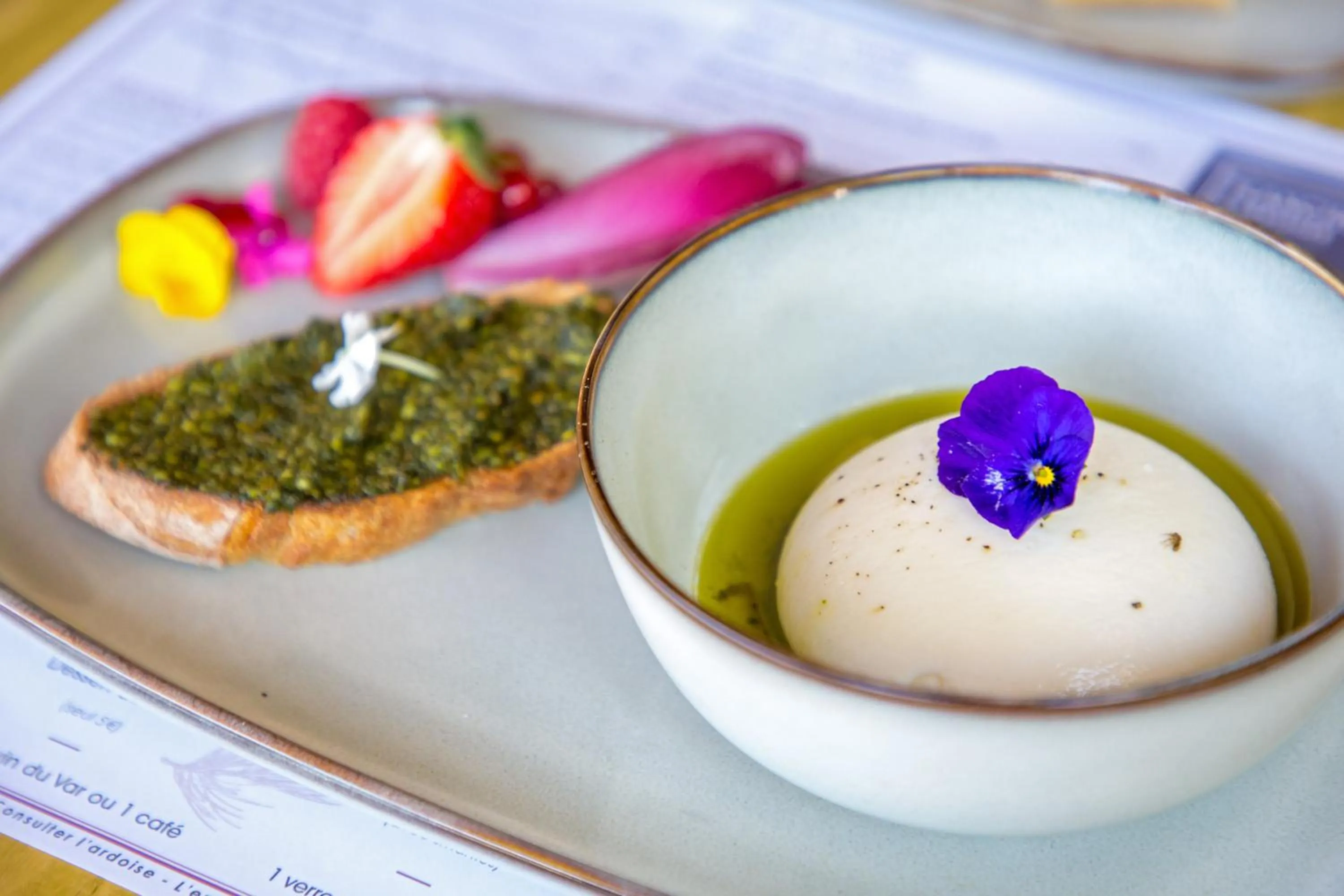 Les Pins Blancs en Provence